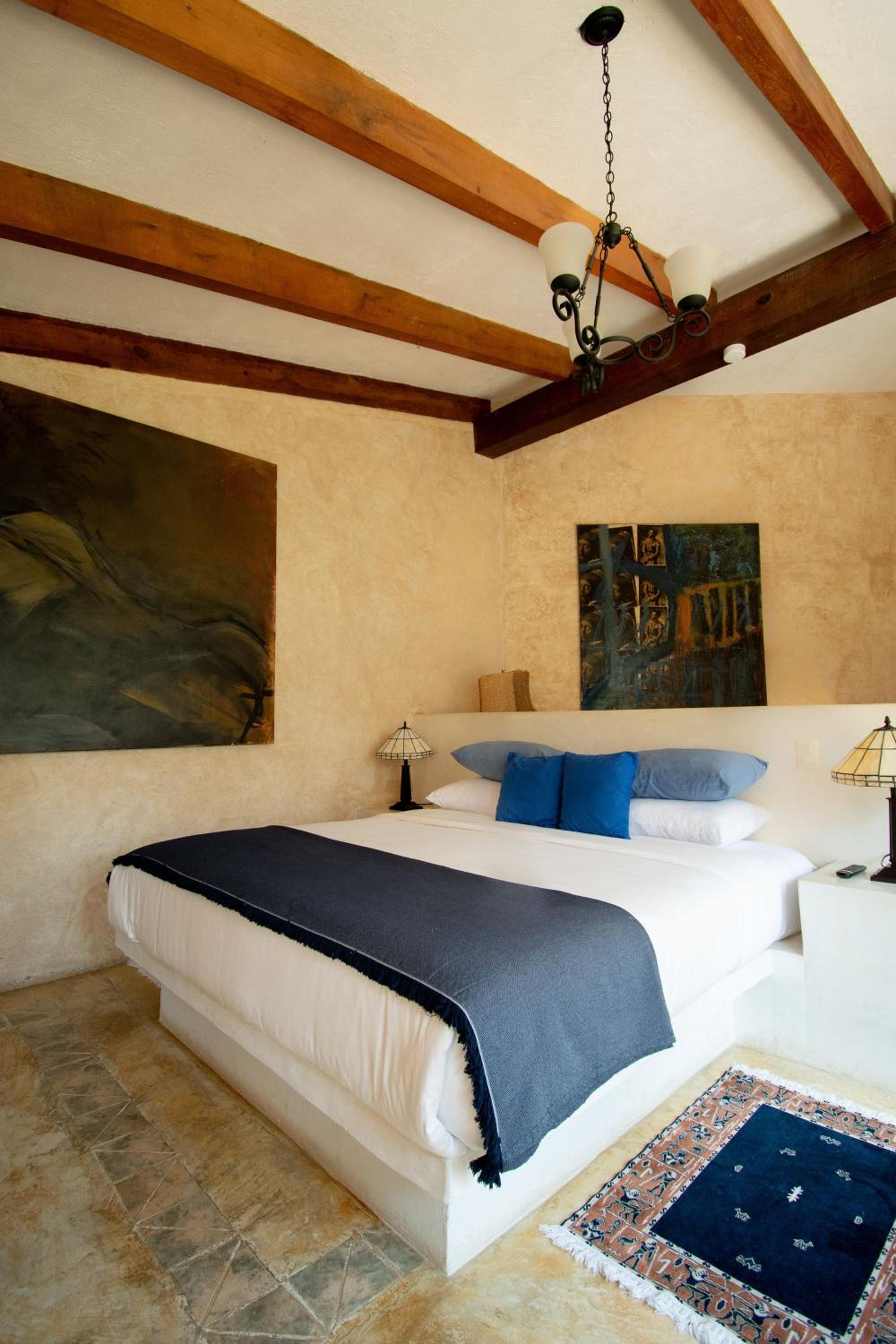 Deluxe Room (2 Adults)