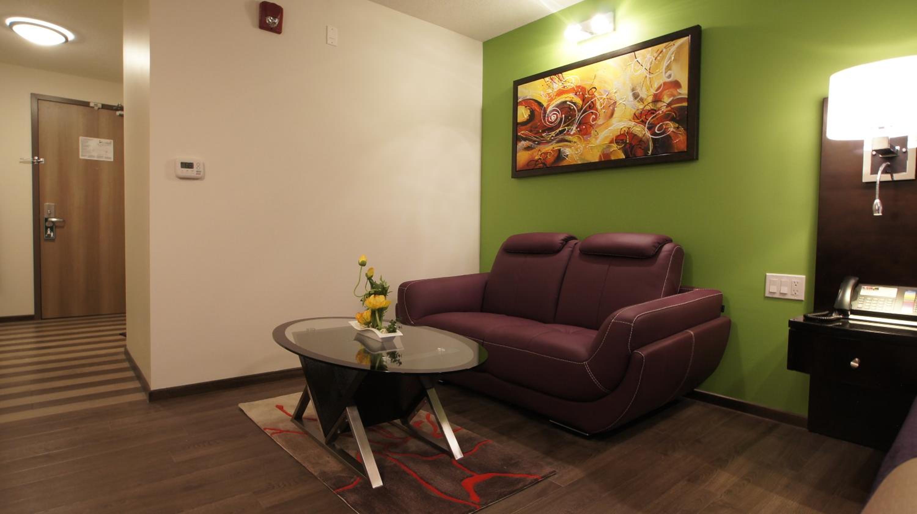 King Room - Disability Access photo 2