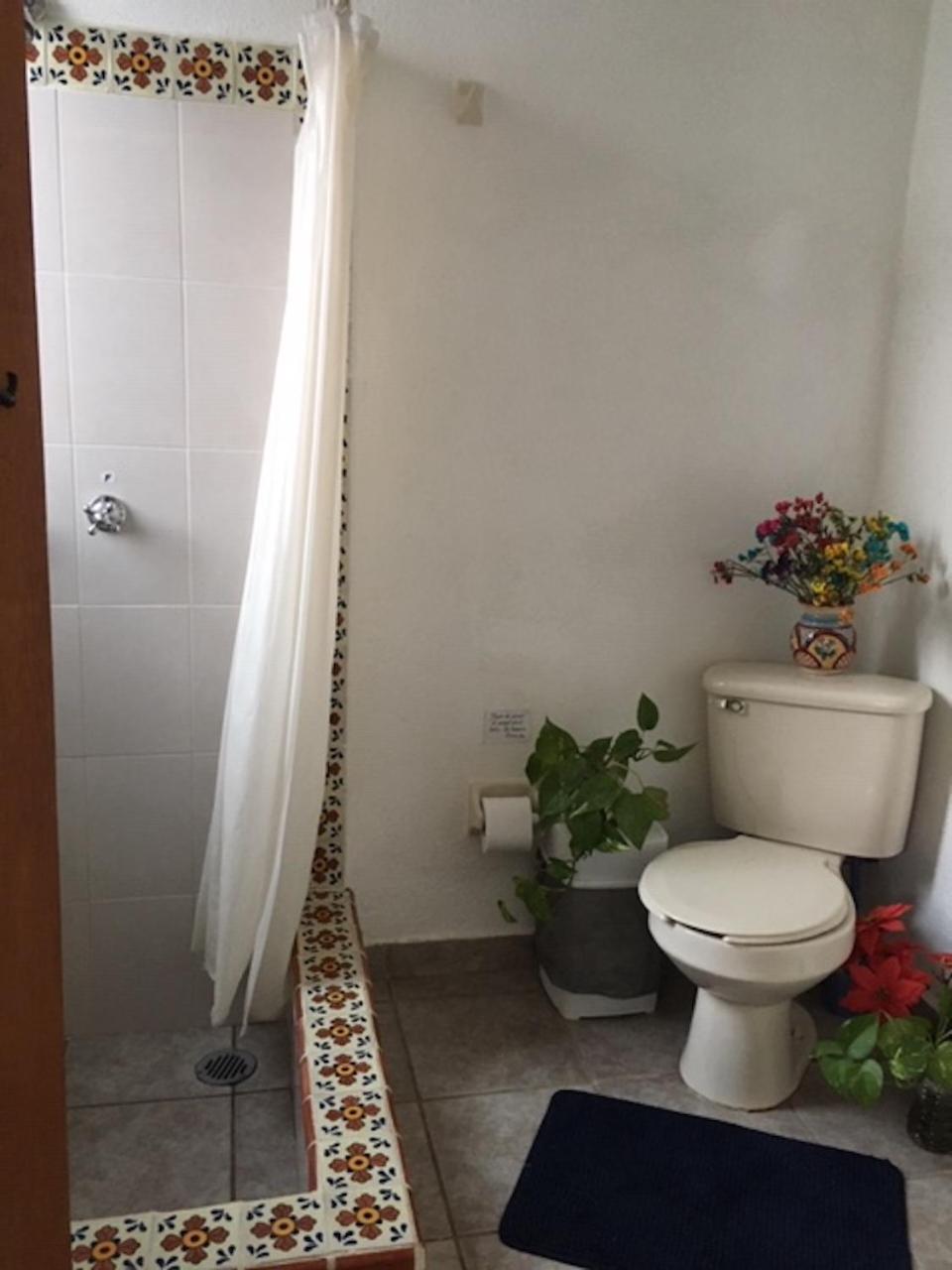 Basic Double Room - Photo 7