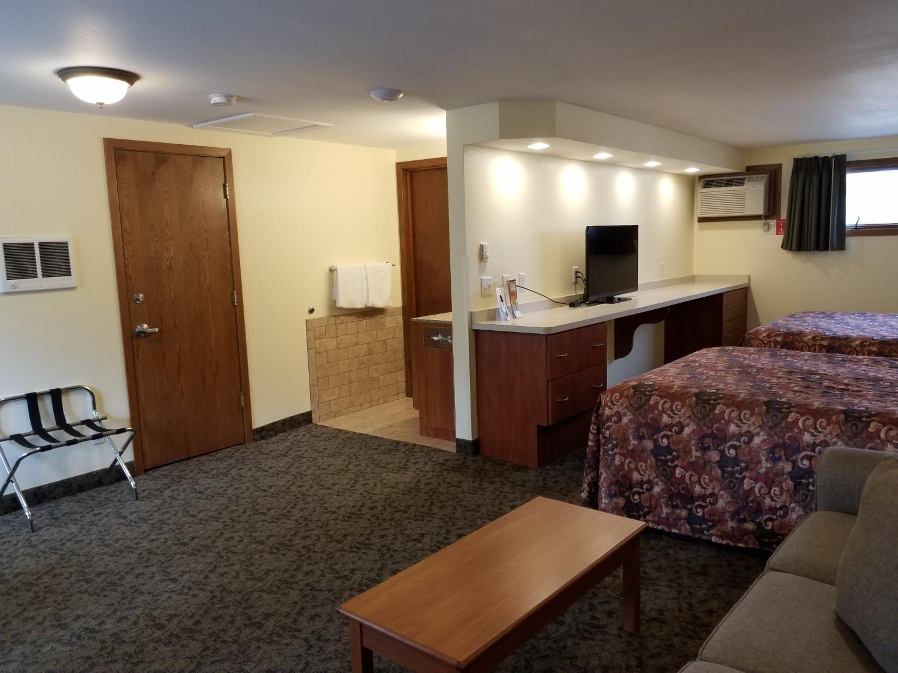 Deluxe Queen Room - Photo 5