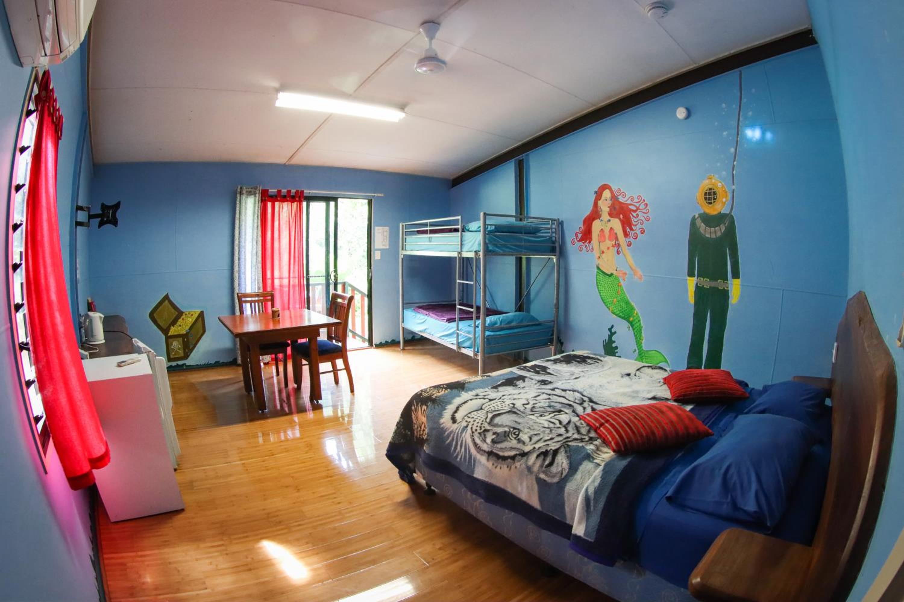 Queen Room