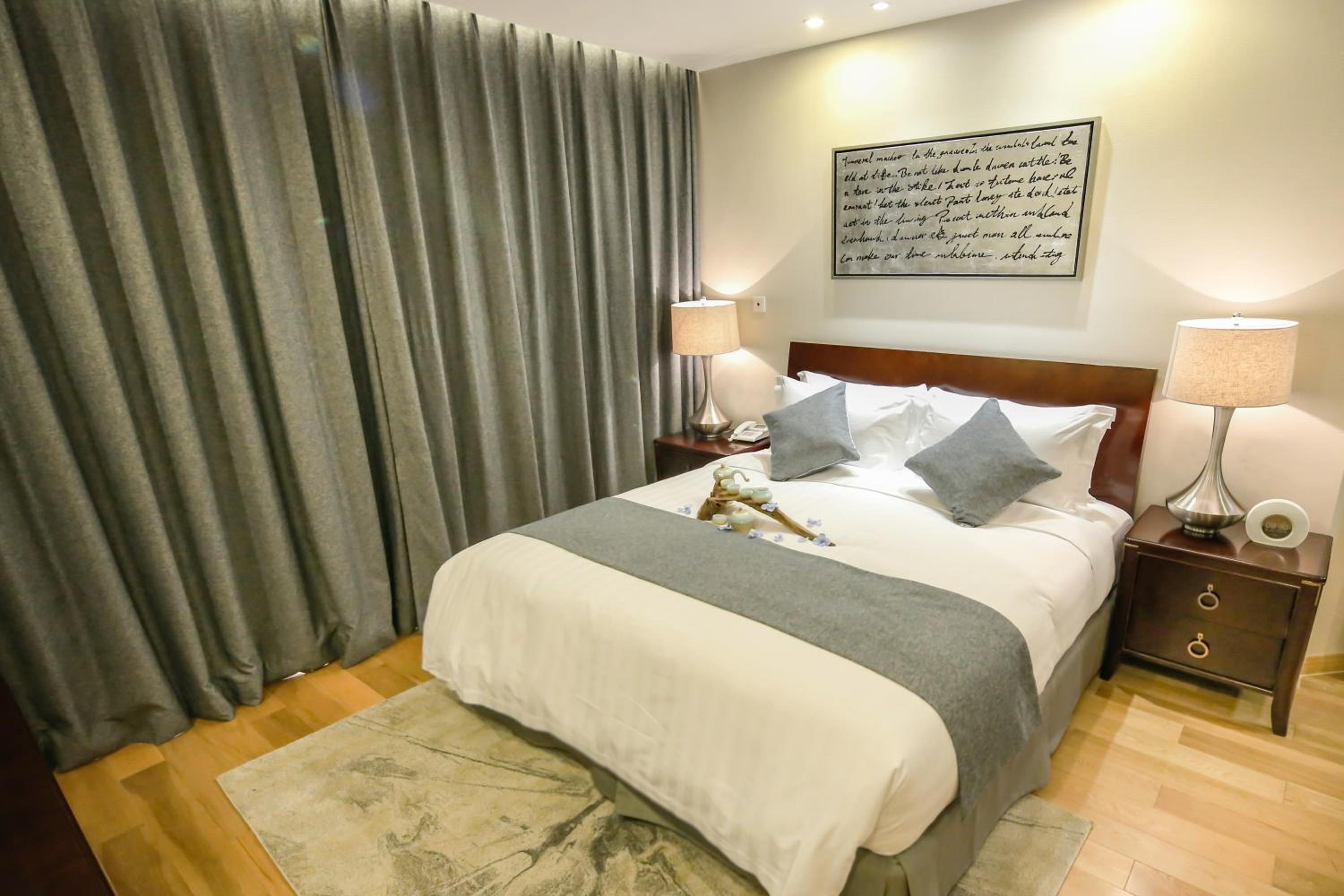 One Bedroom Deluxe Suite
