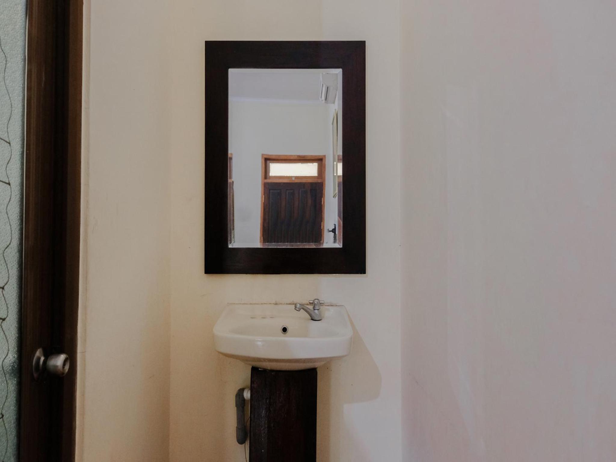 Deluxe Twin Room photo 3