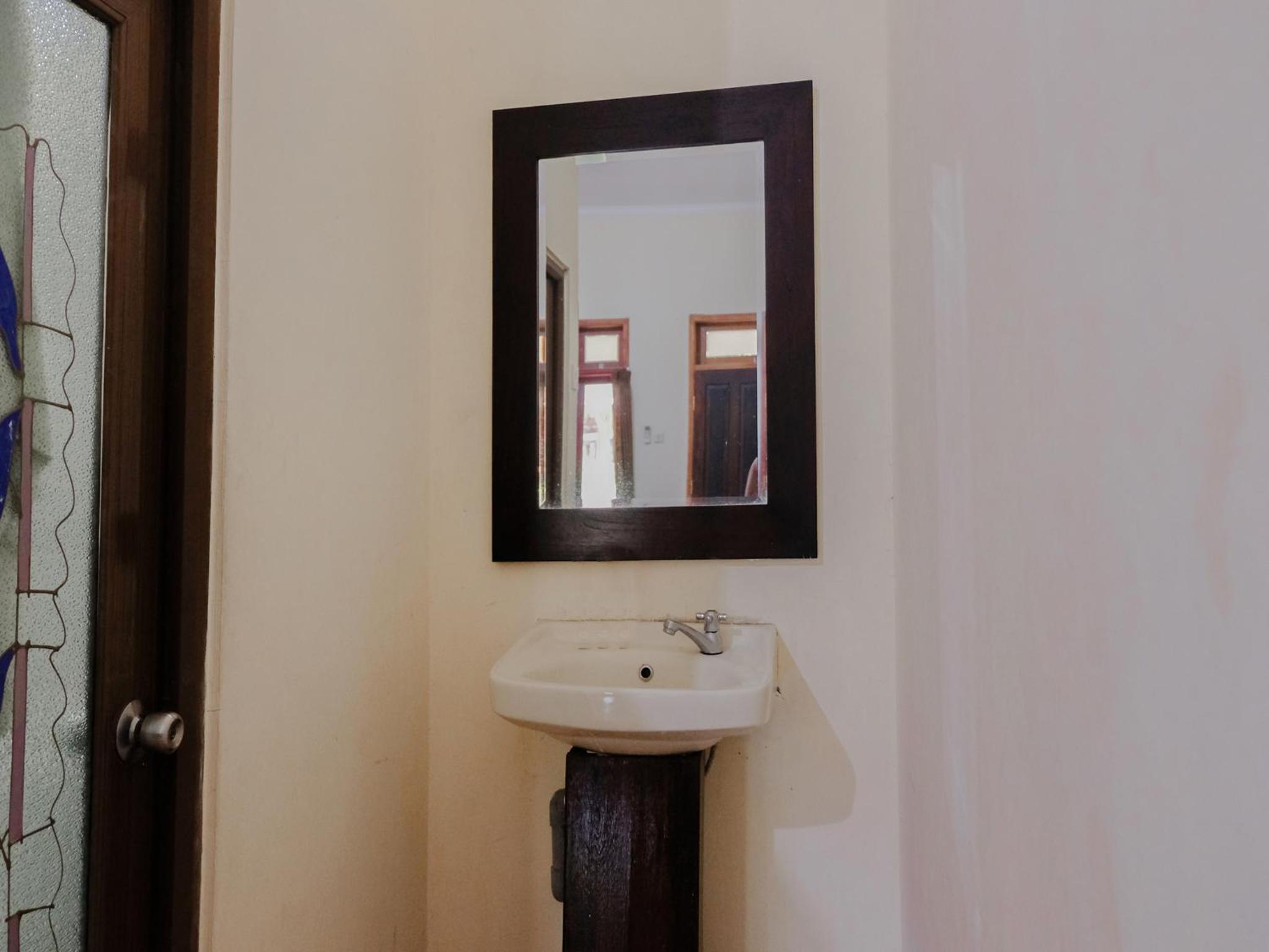 Deluxe Twin Room photo 2