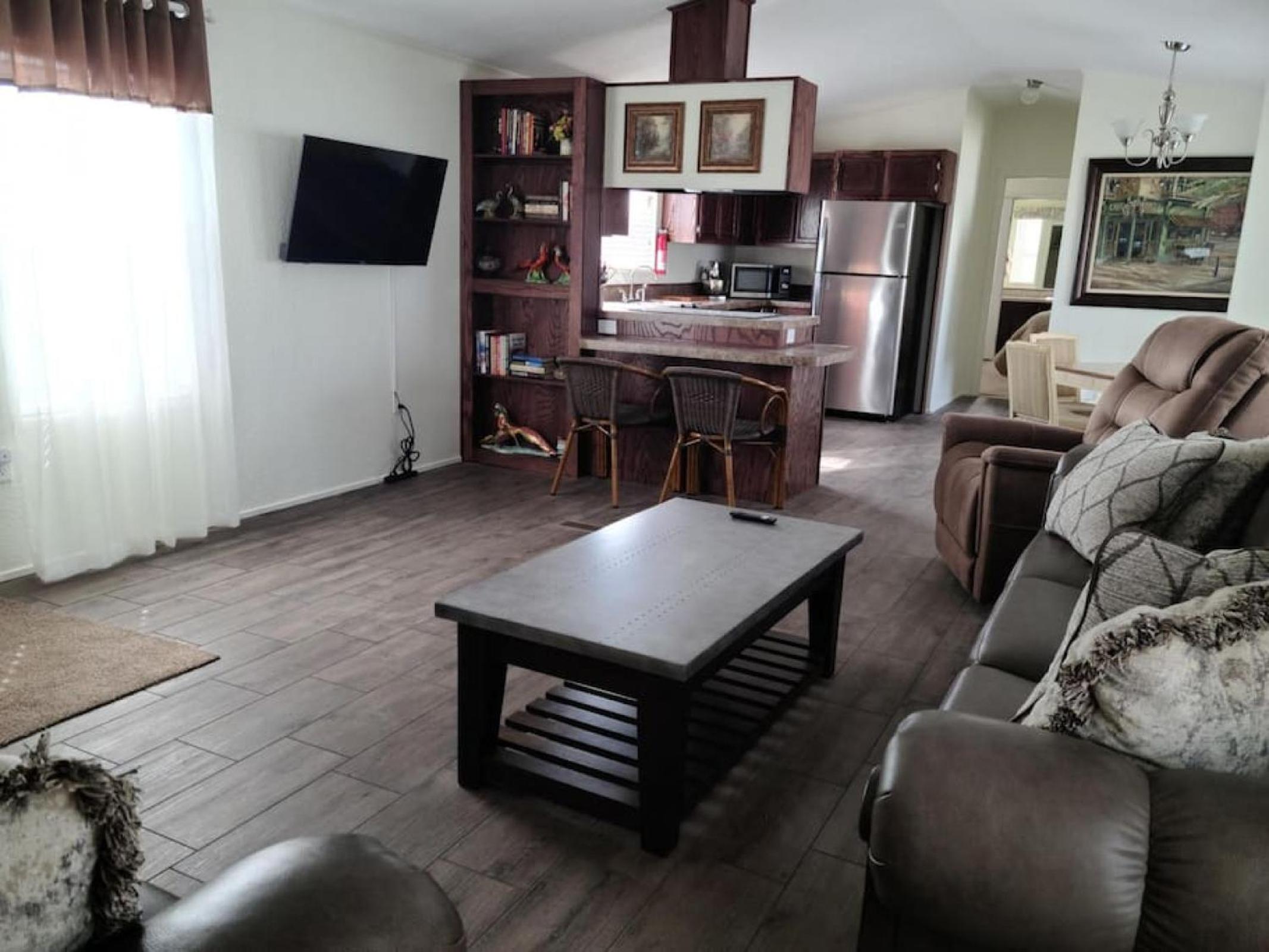 Two-Bedroom House photo 2