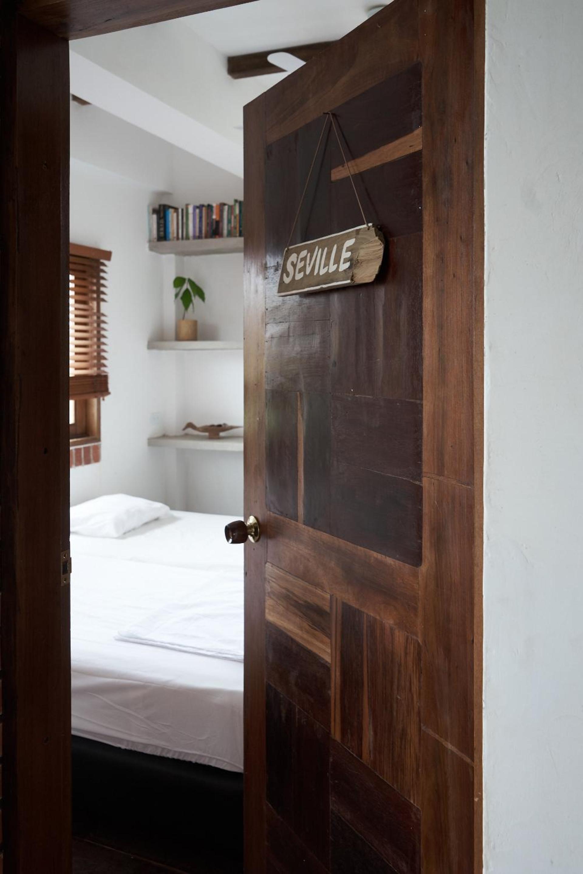 Double Room with Private Bathroom photo 1