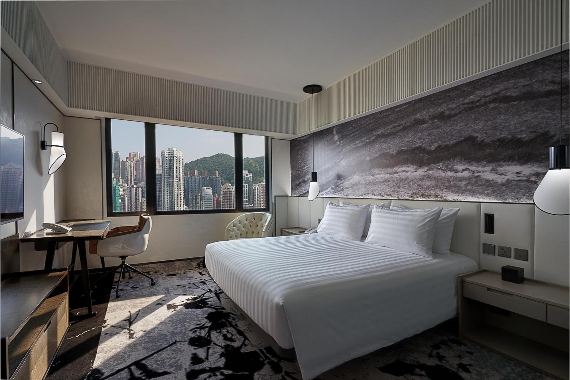 Premium Queen Room With City Or Park View - Top Floor