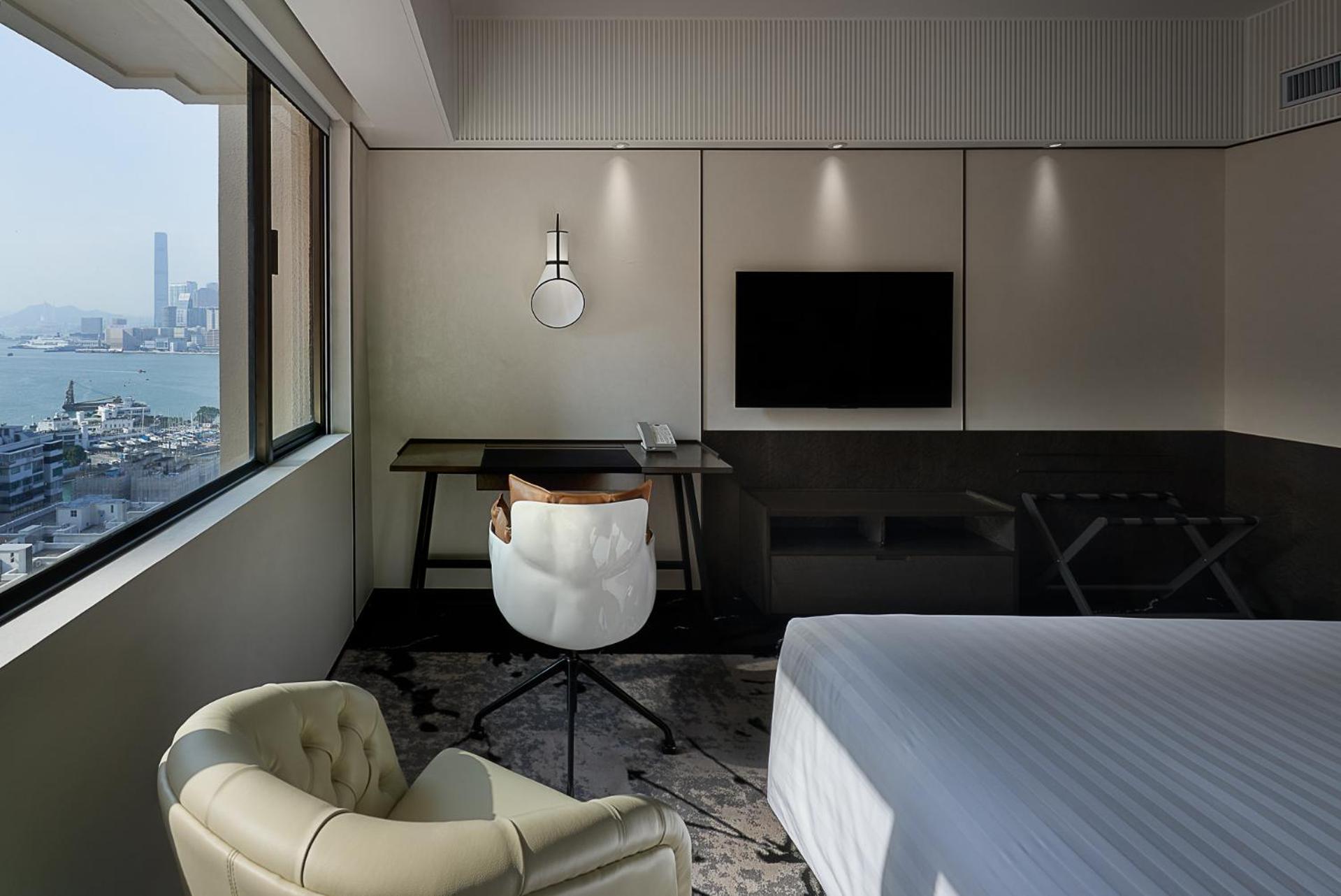 Premium Queen Room With City Or Park View - Top Floor