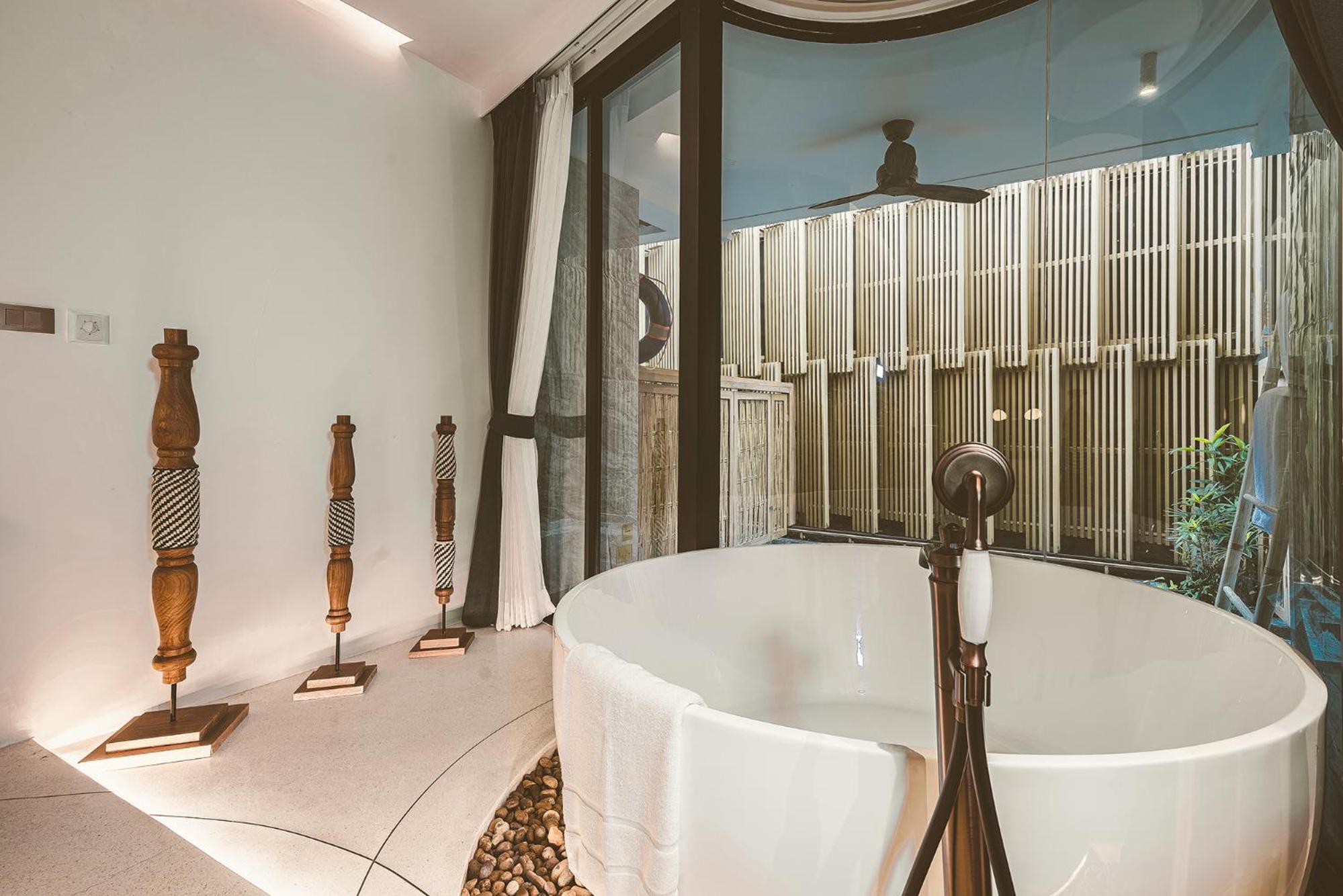 Plunge Pool Suite - Photo 5