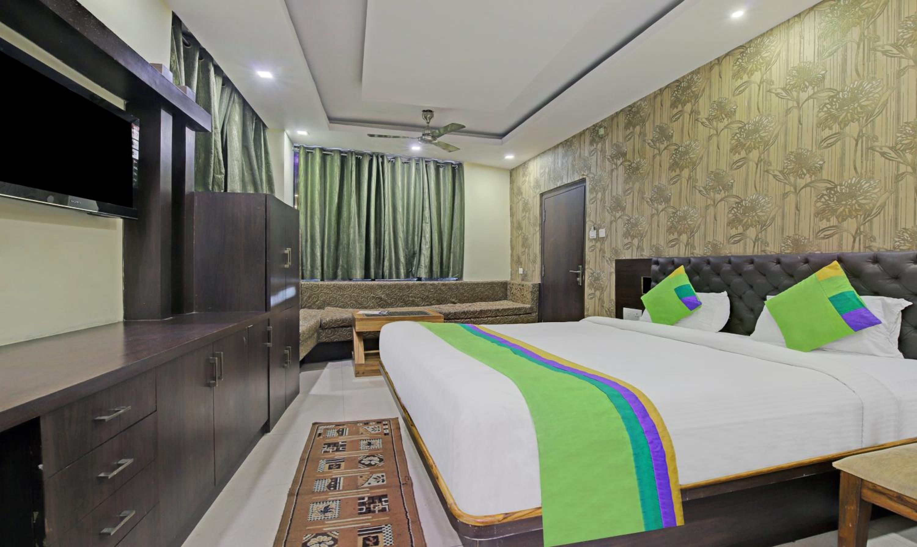 Standard Double Room - Photo 4