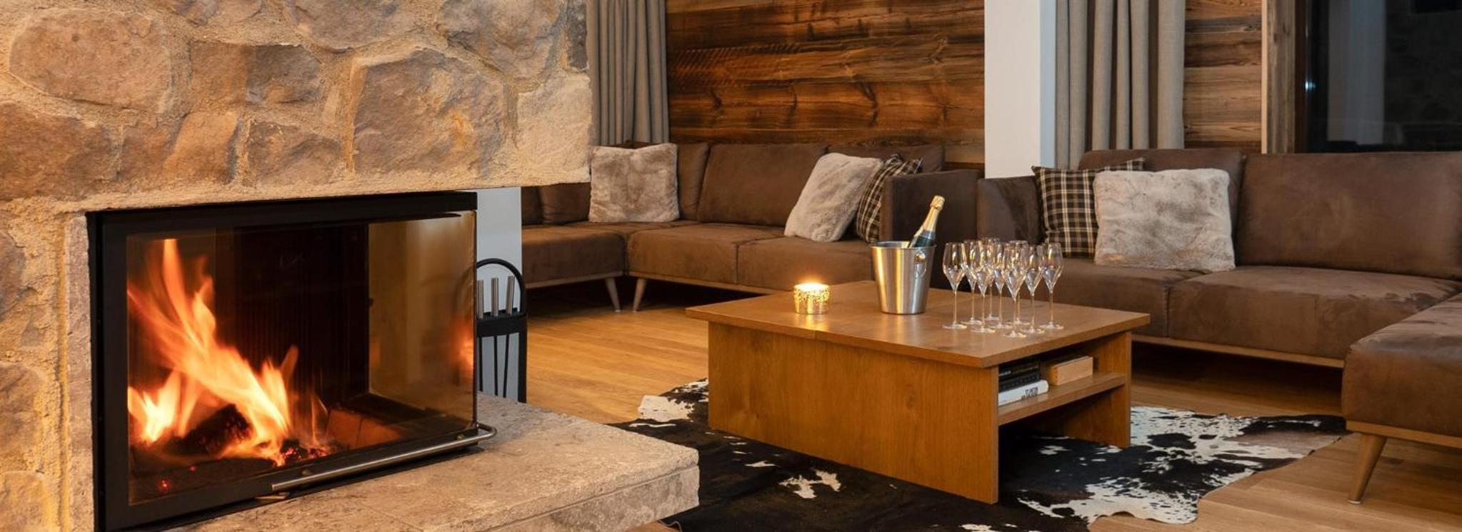 Apartment with Bath