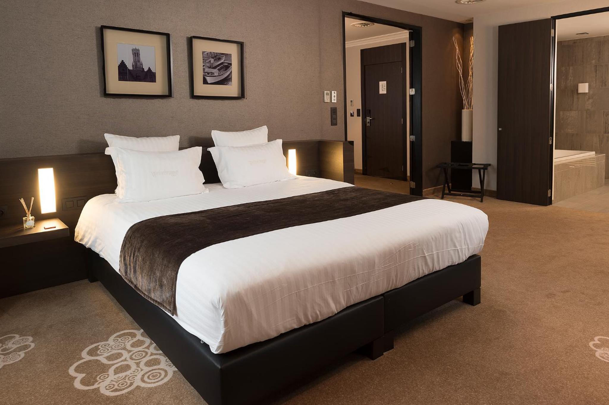 King Suite - Photo 2