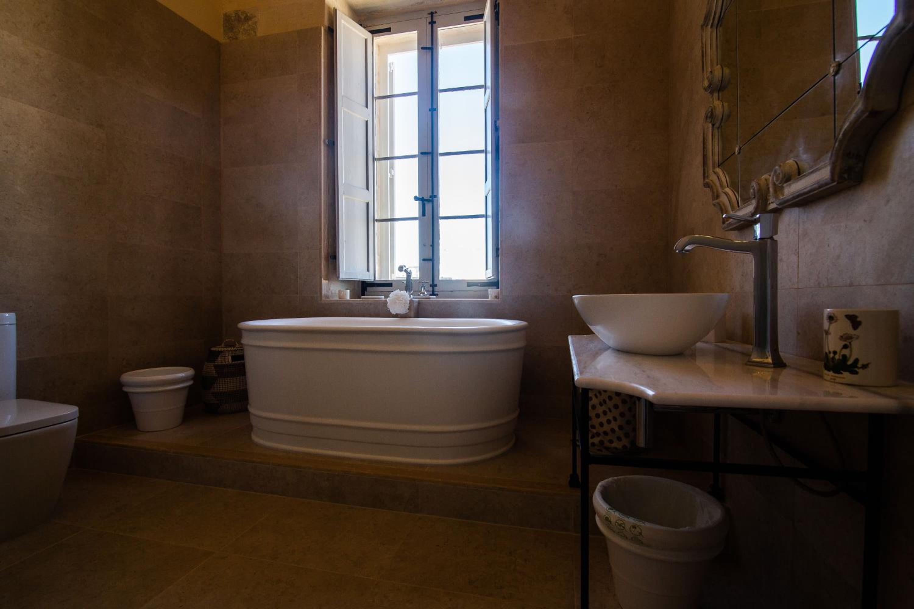 Superior Double Room - Photo 17