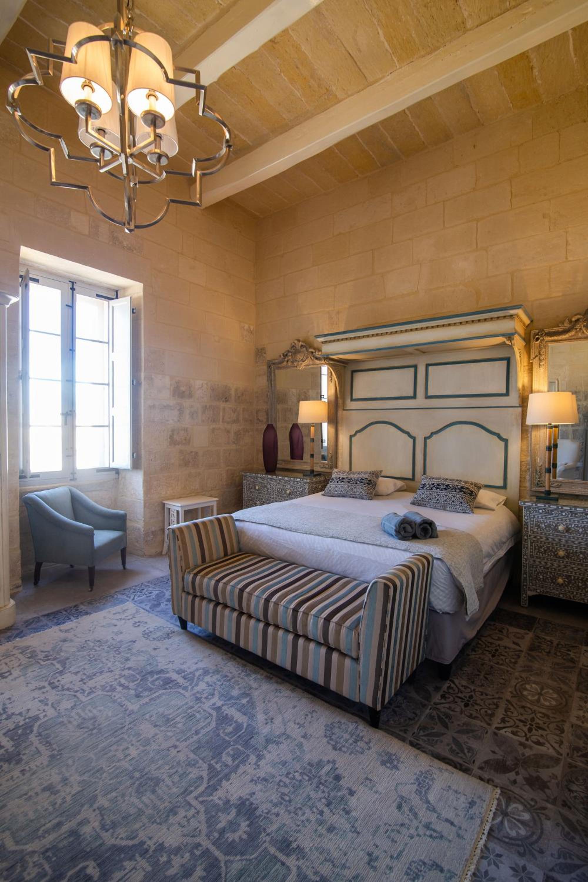 Superior Double Room - Photo 16