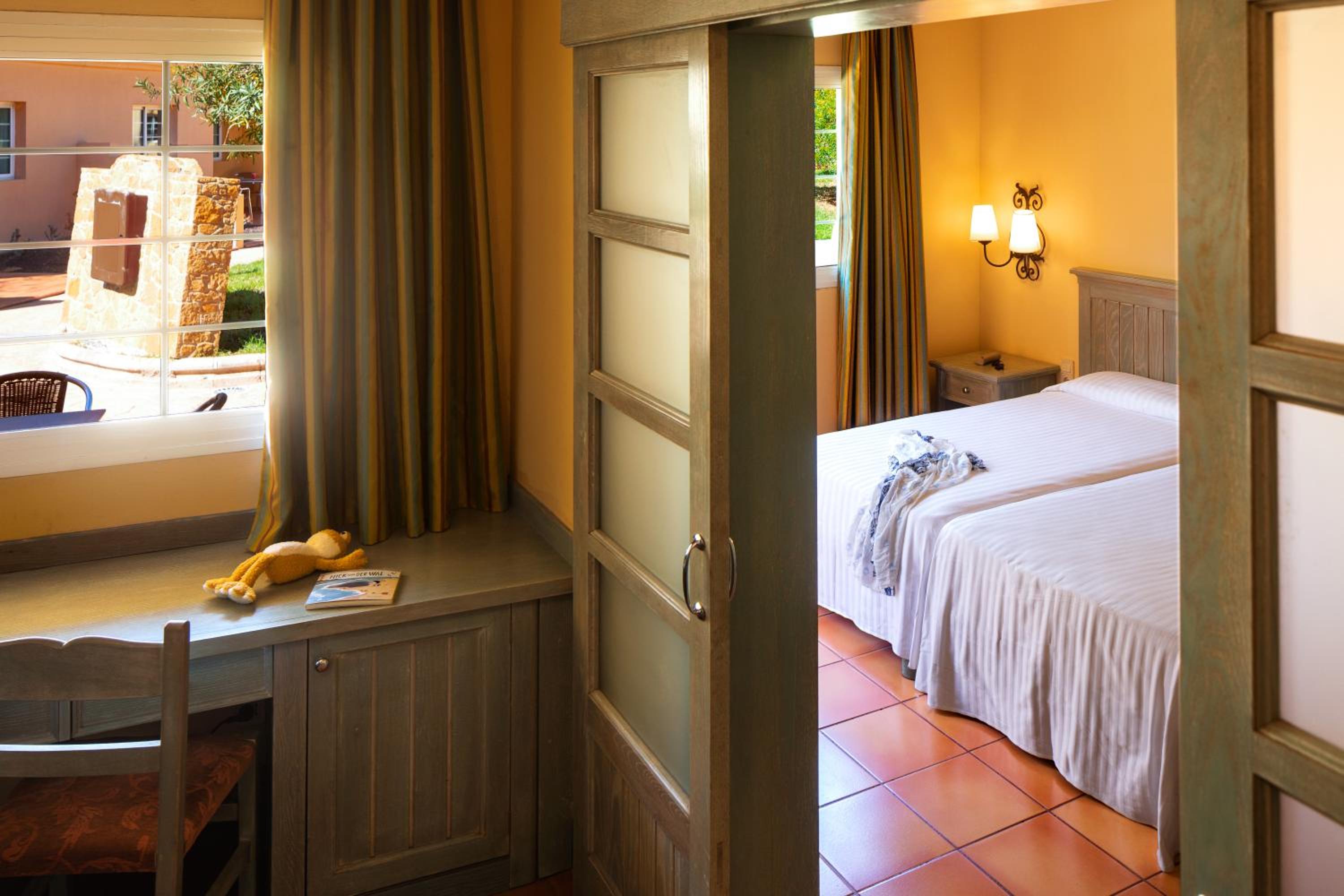 Double Room (1 Adult + 2 Children)