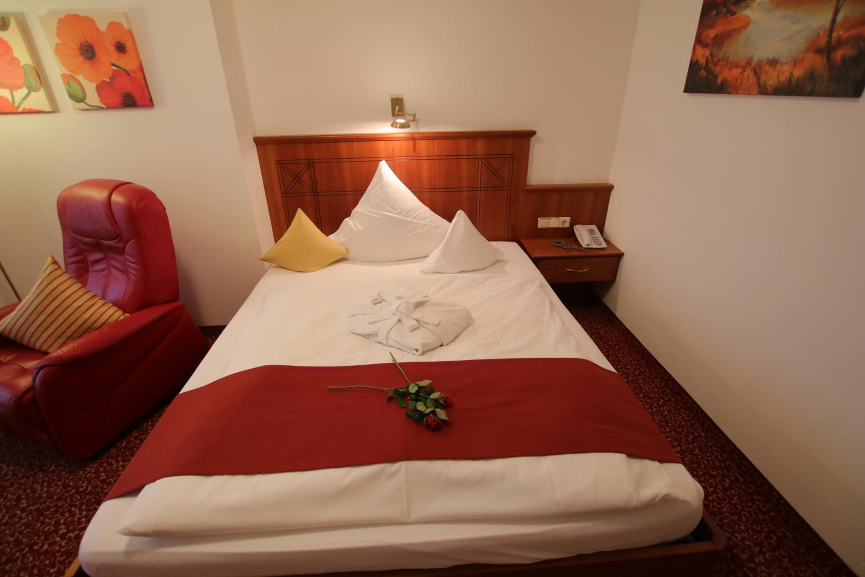 Deluxe Single Room