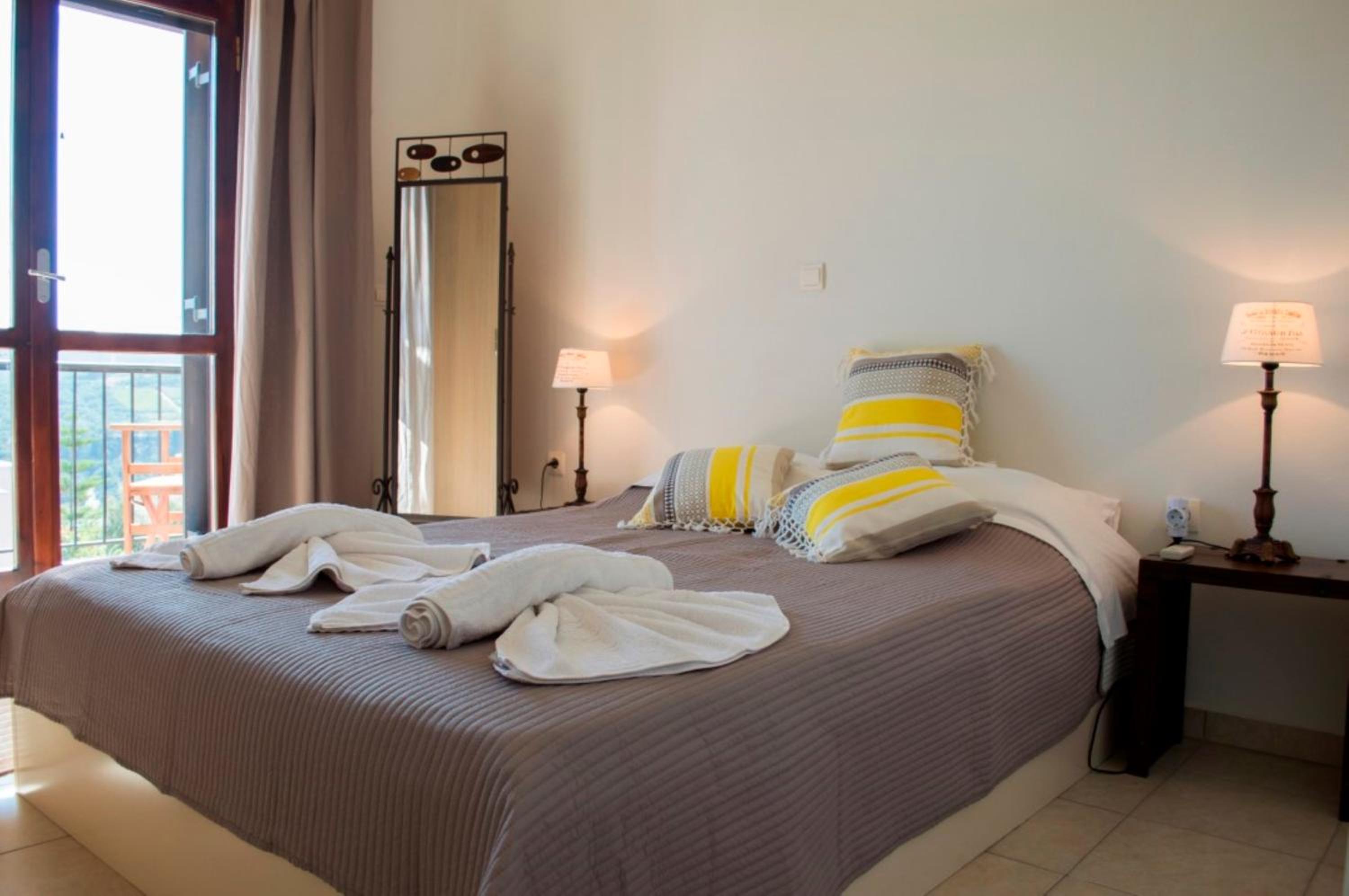 Three-Bedroom Villa photo 1
