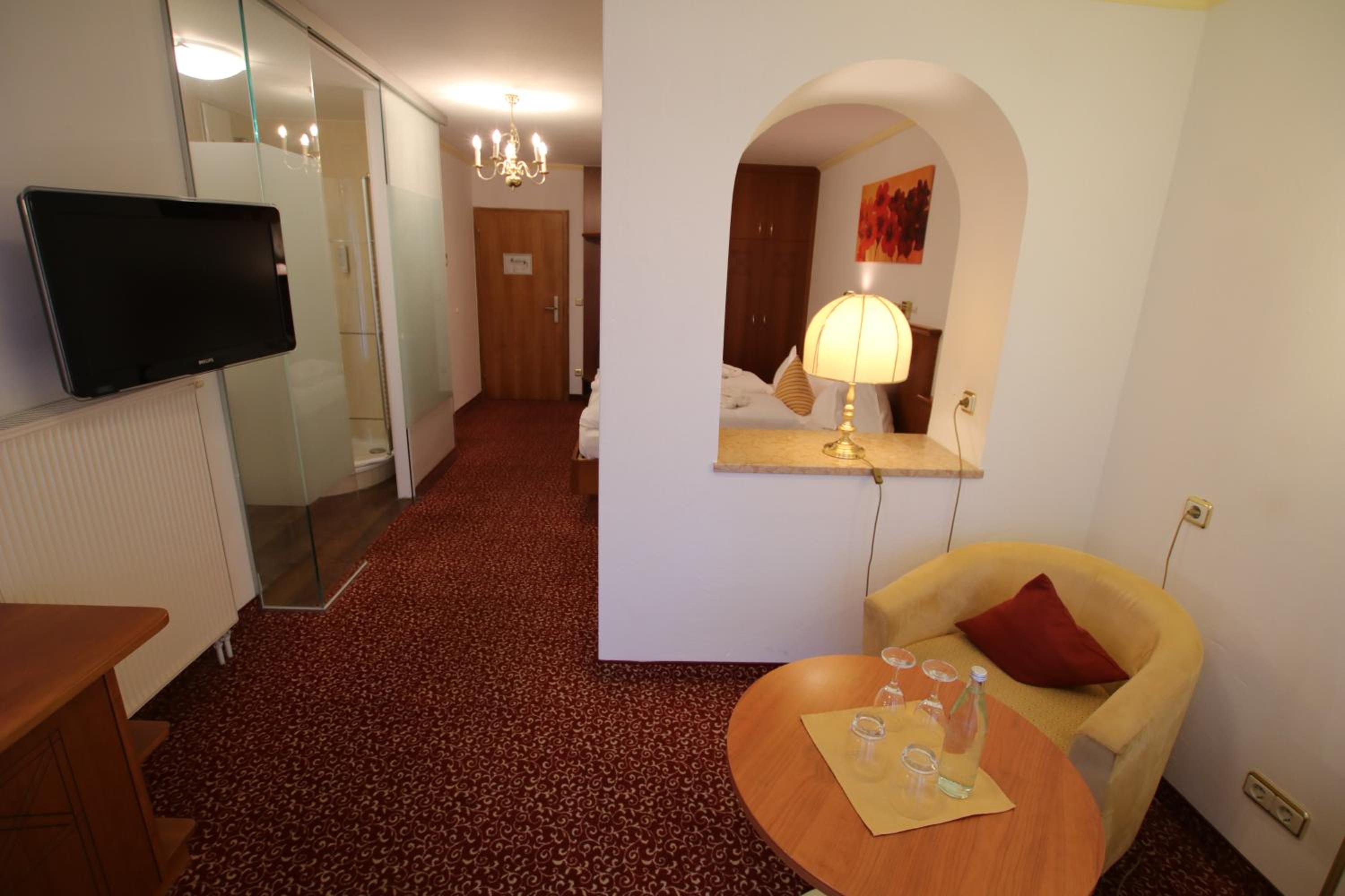Deluxe Double Room - Photo 2