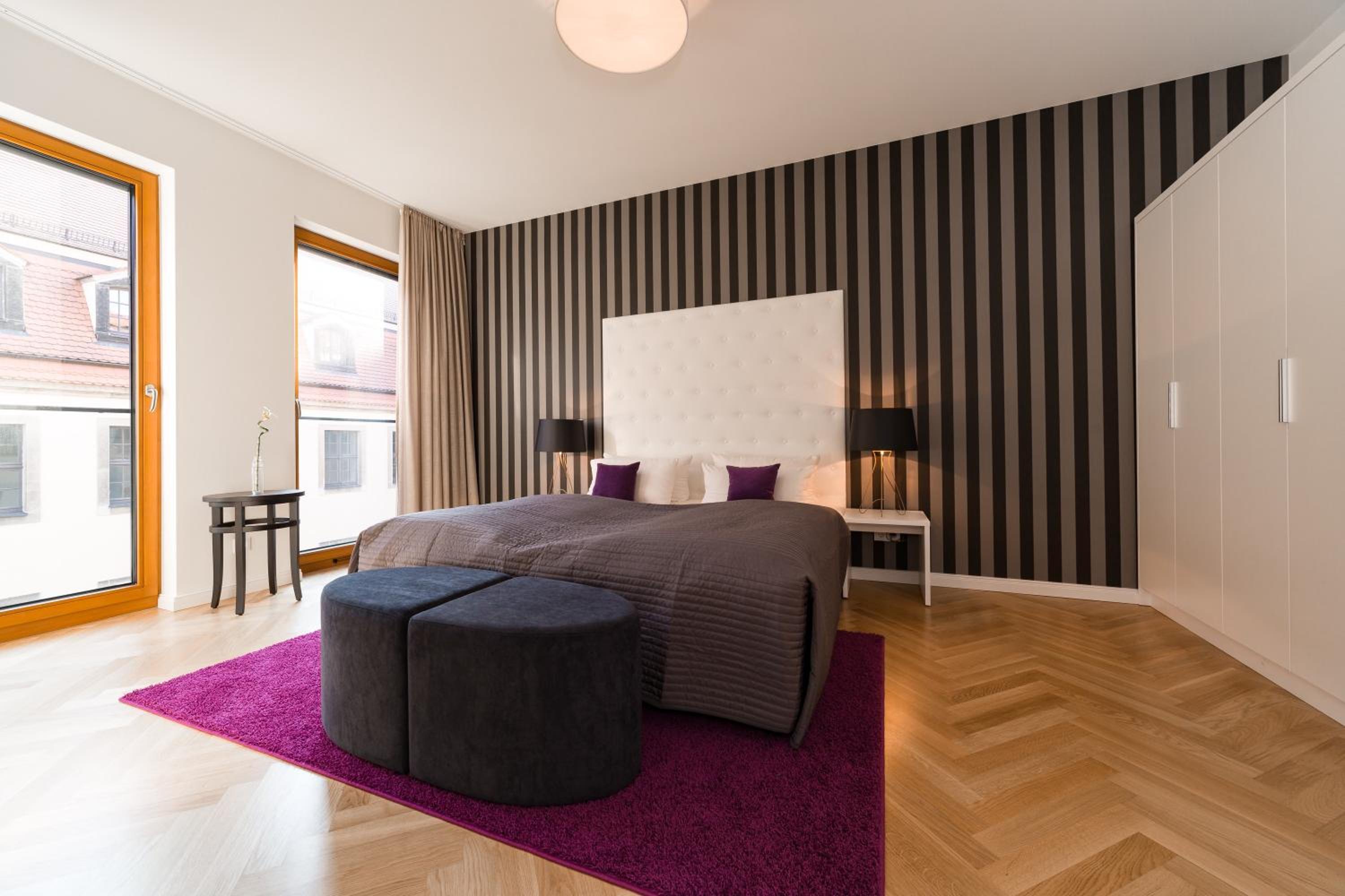 One-Bedroom Apartment - Photo 8