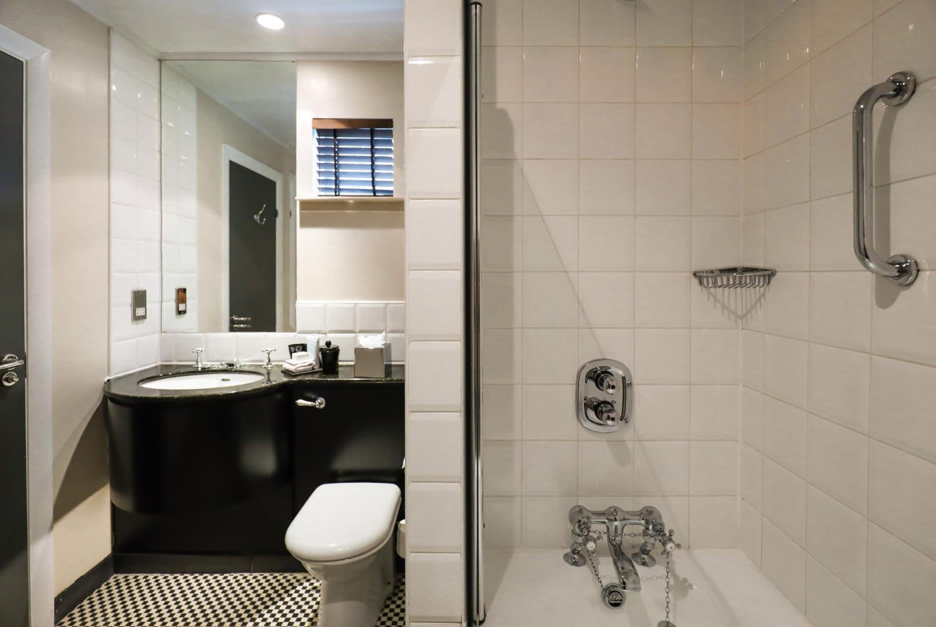 Standard Twin Room photo 2