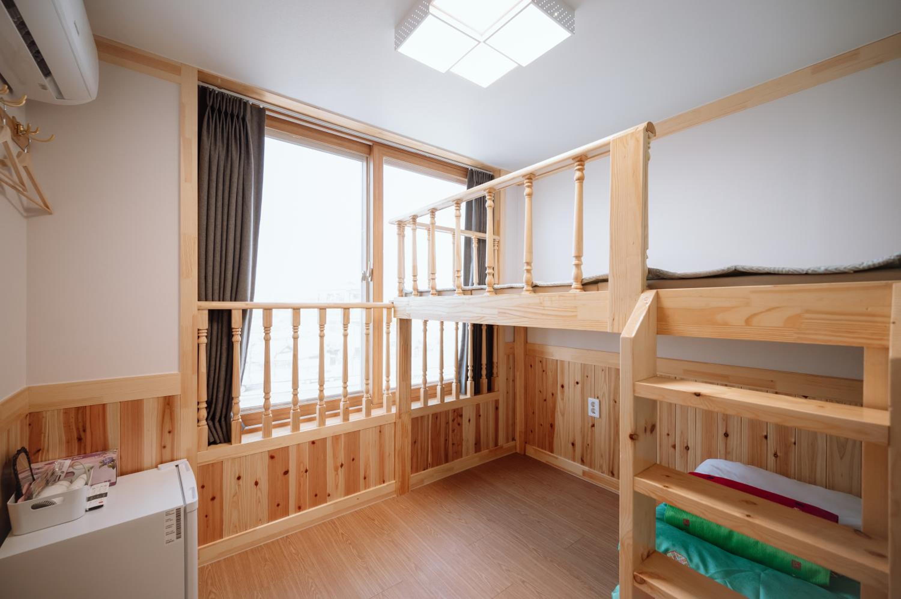 Deluxe Double Room with Shower - Photo 1