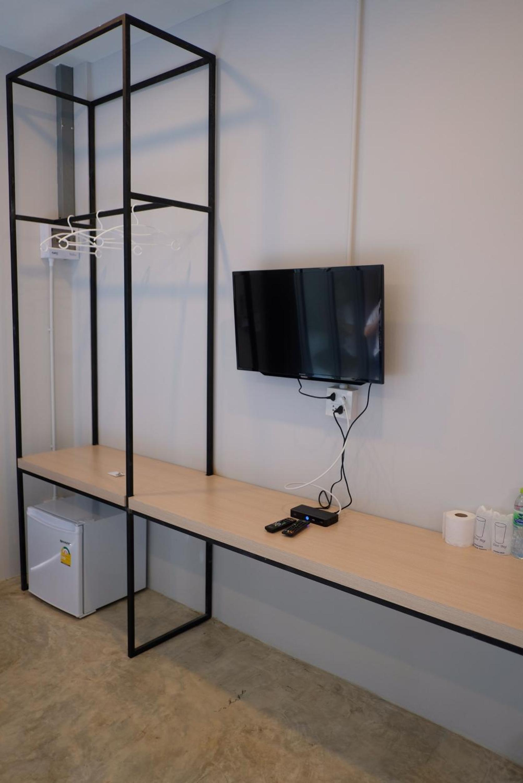 Standard Double Room - Photo 4