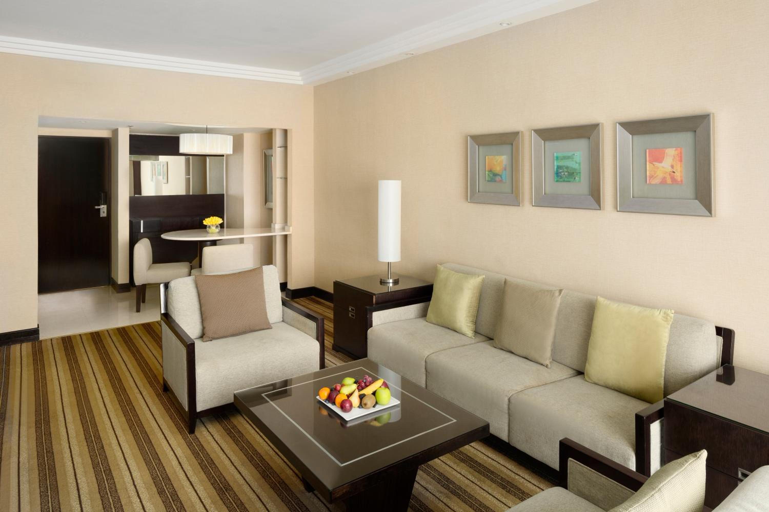 One-Bedroom Suite - Disability Access photo 3