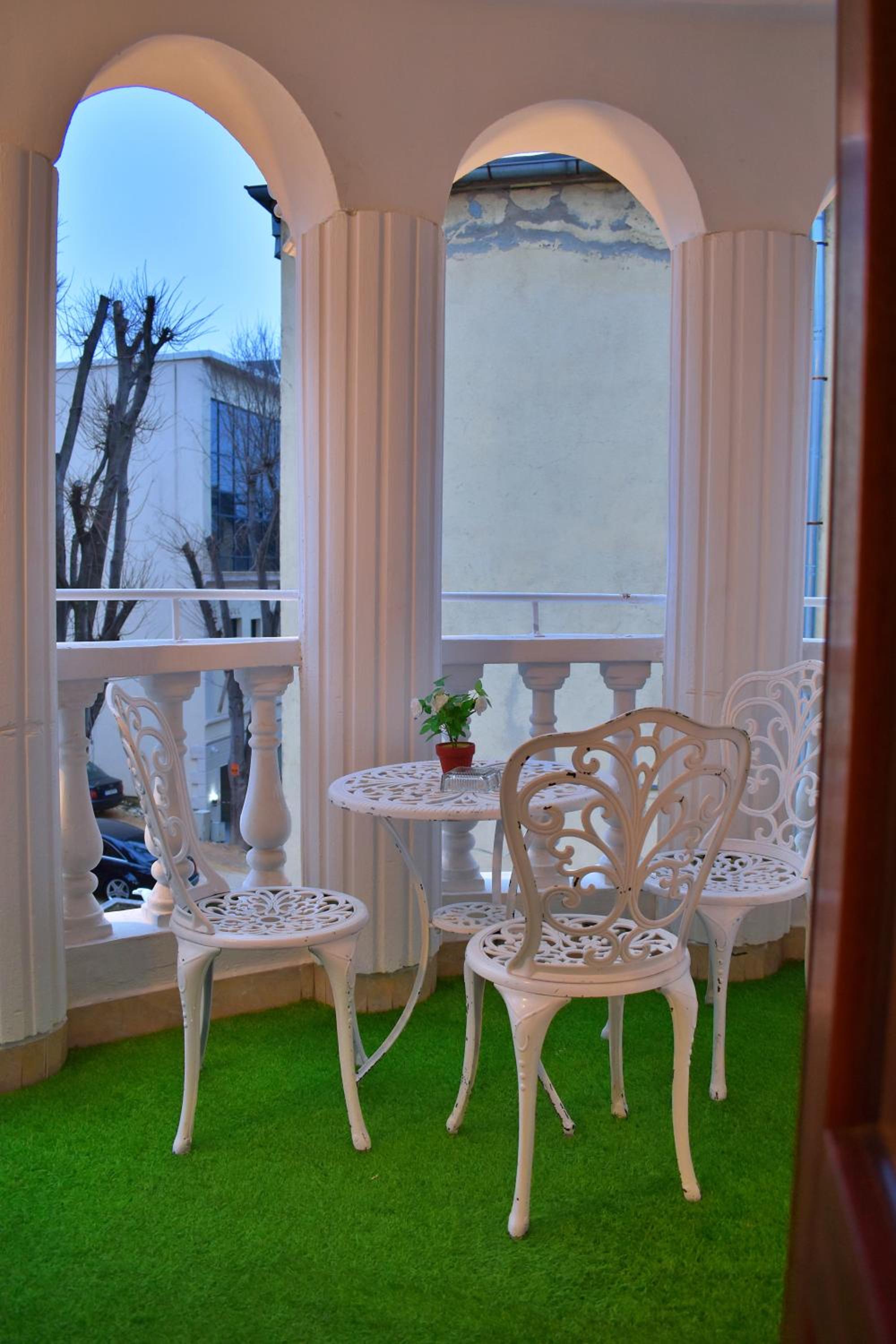 Studio with Spa Bath - Photo 4