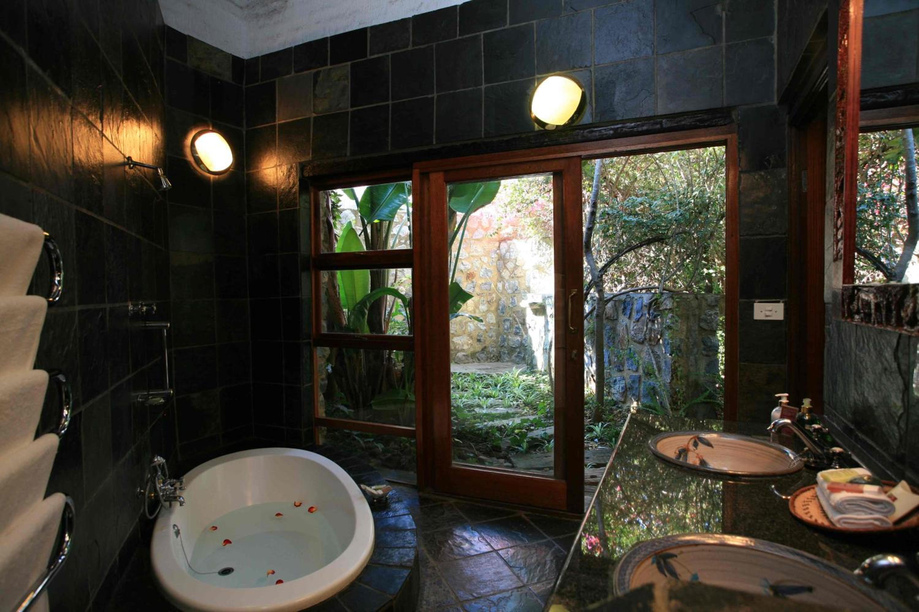 Royal Suite - Photo 7