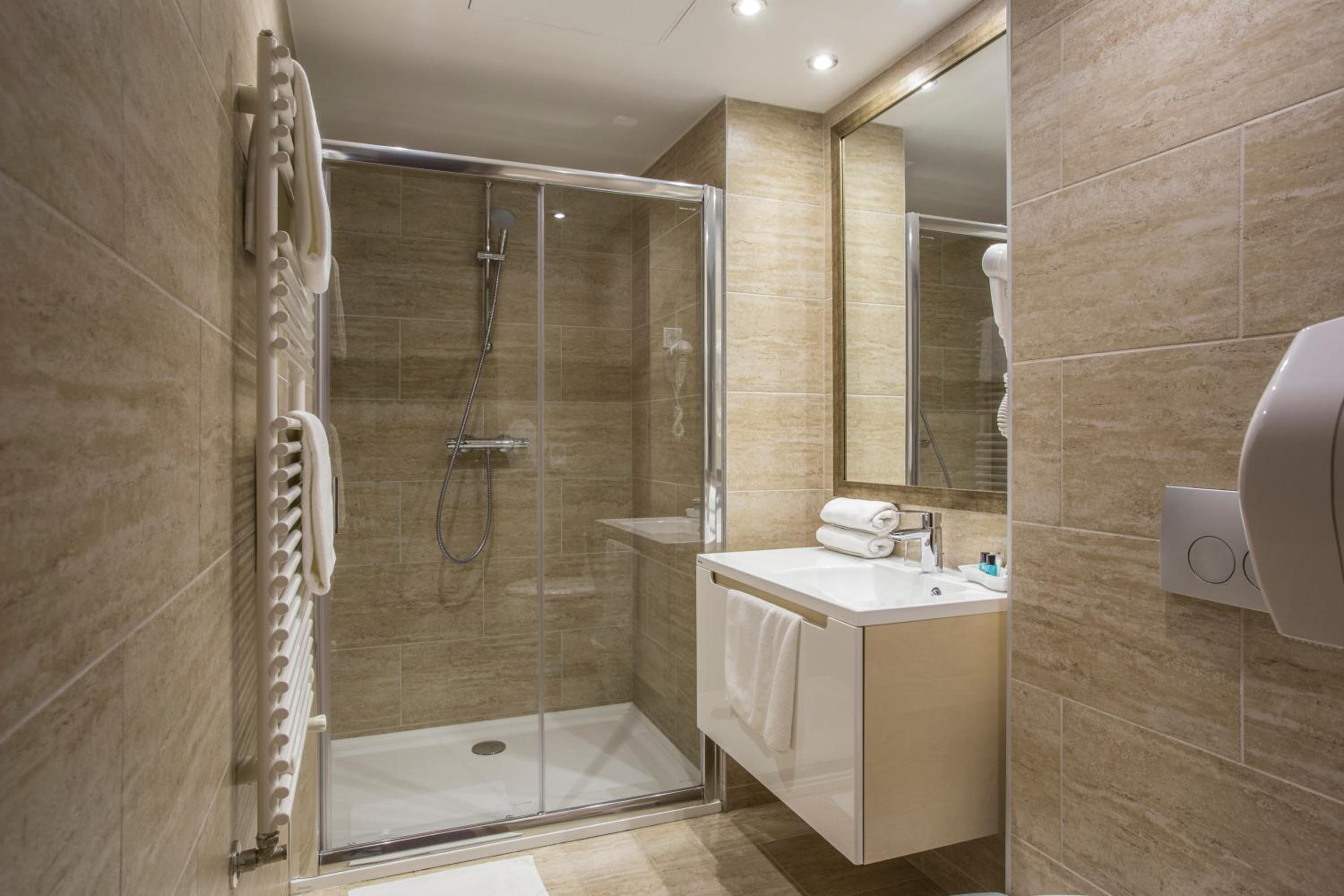  Comfort Double or Twin Room - Photo 11