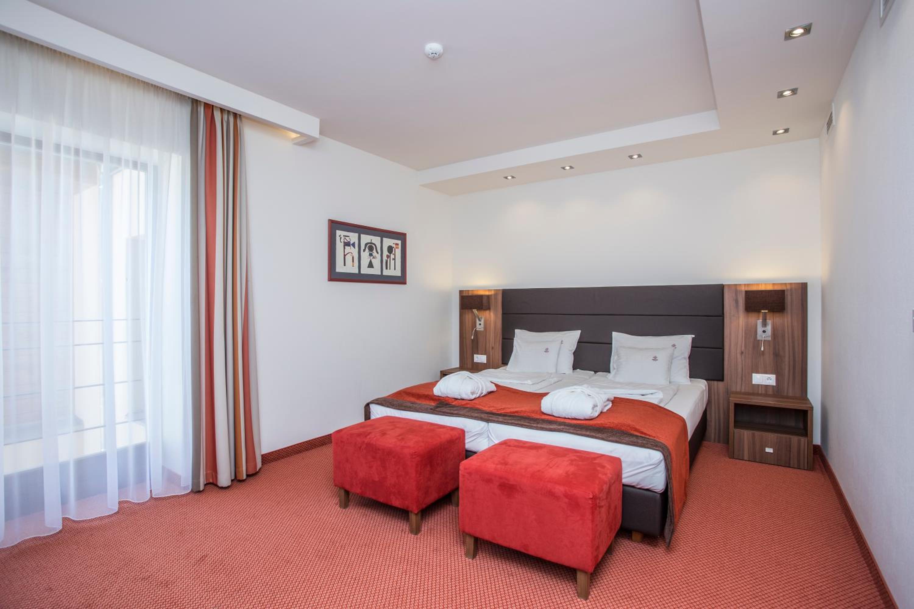 Premium Room - Photo 4