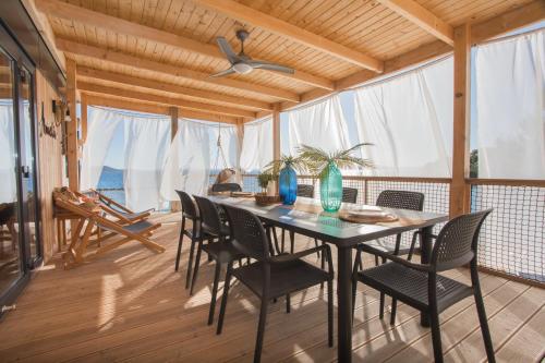Apartment with Sea View photo 1