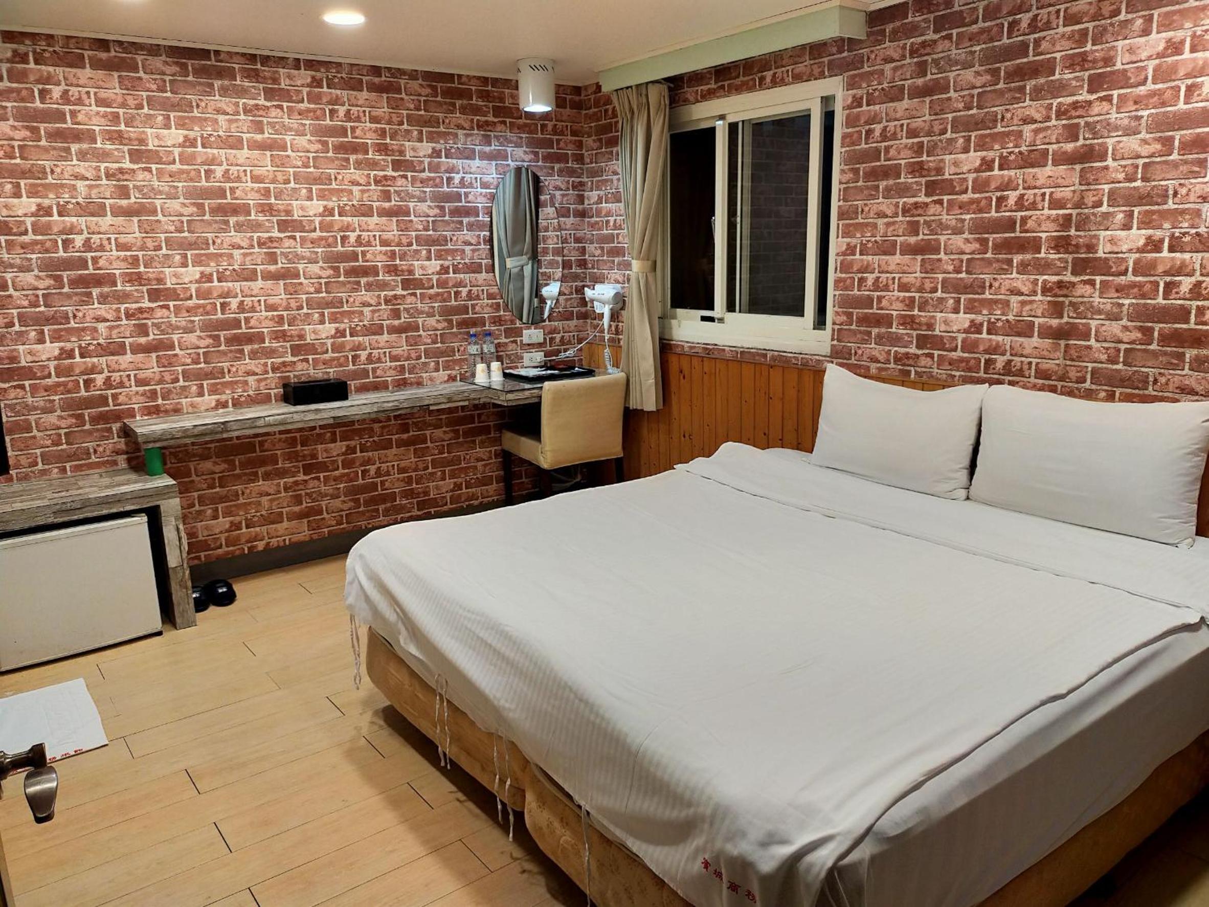 Deluxe Double Room without Parking