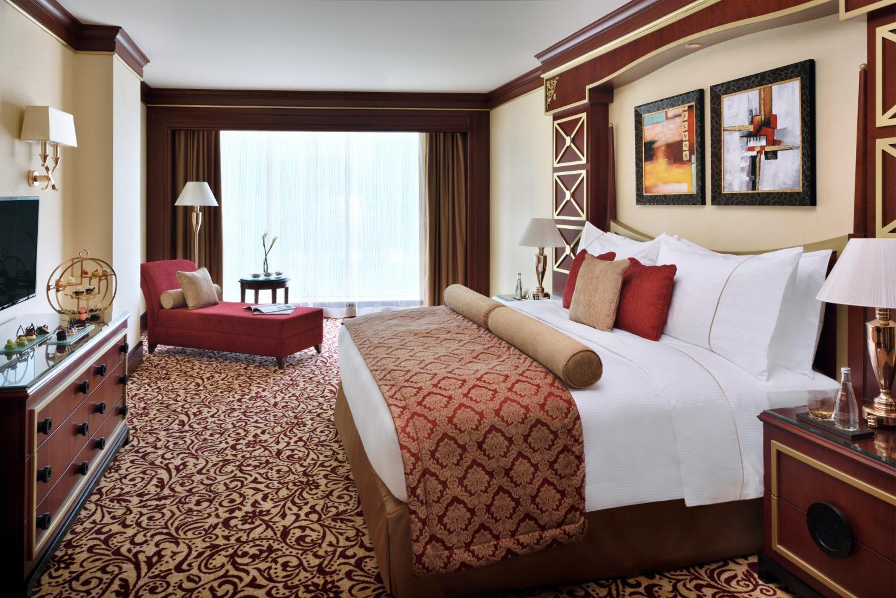 Executive Deluxe King Room