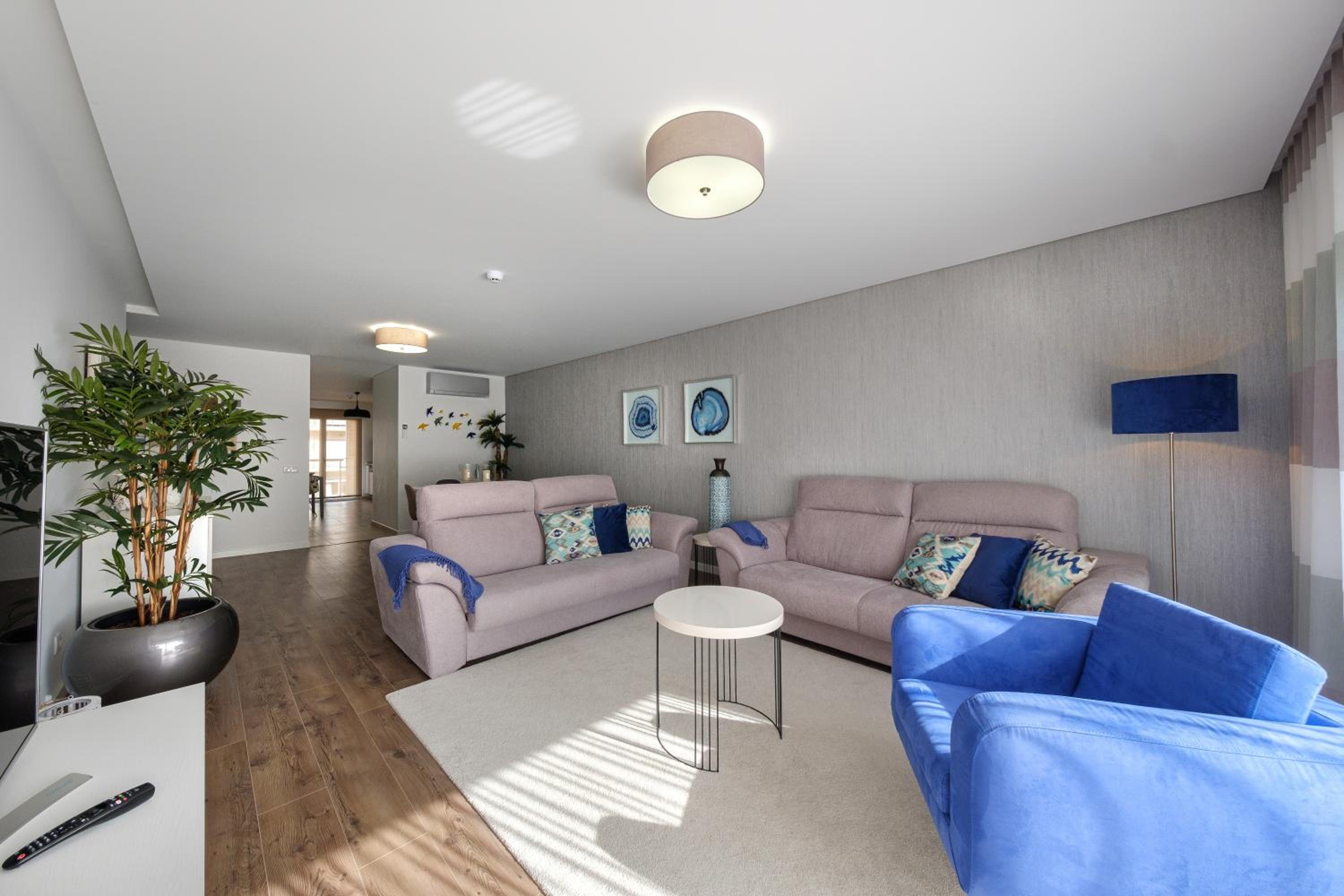 Apartment - Photo 14
