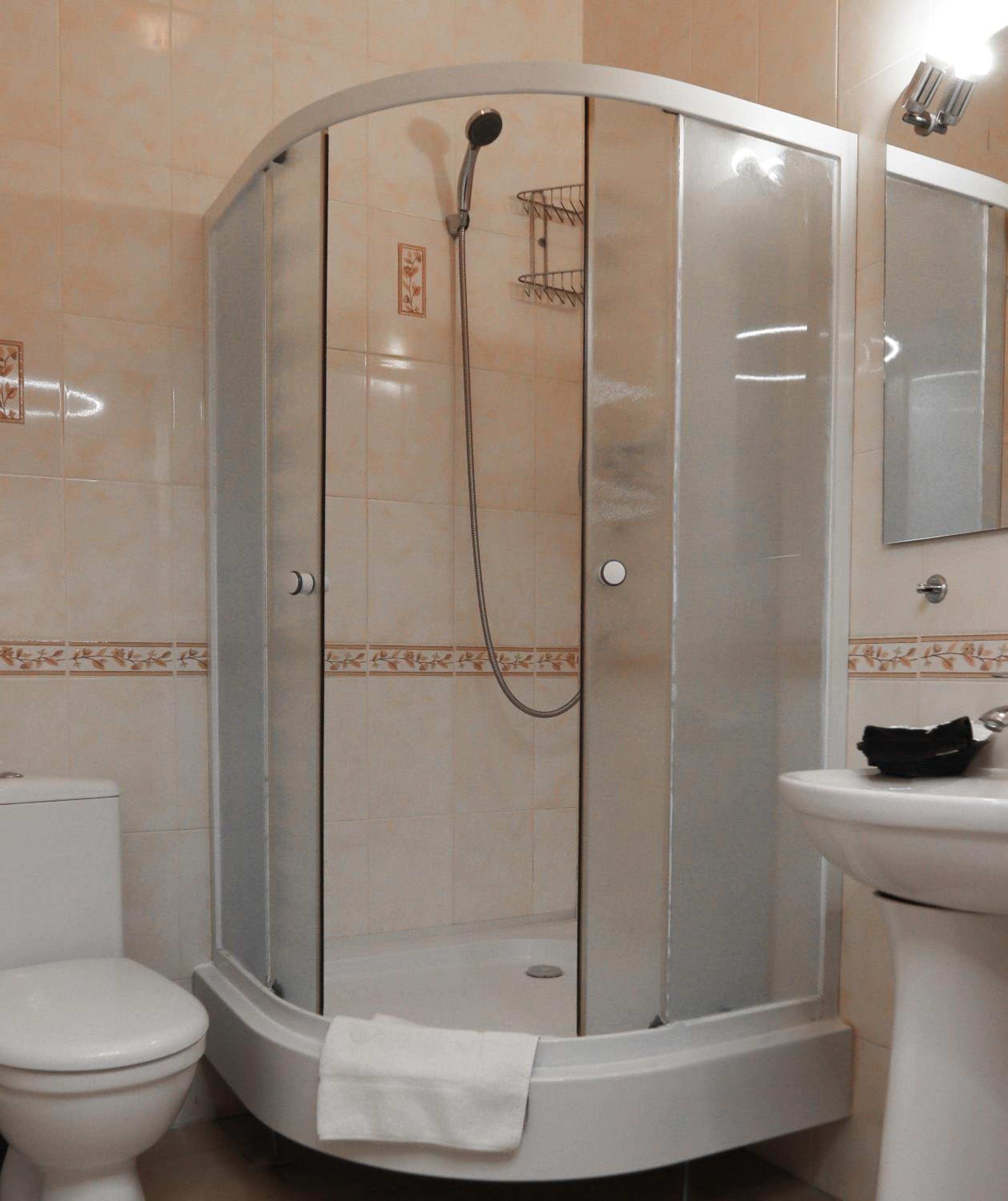 Standard Double or Twin Room photo 1