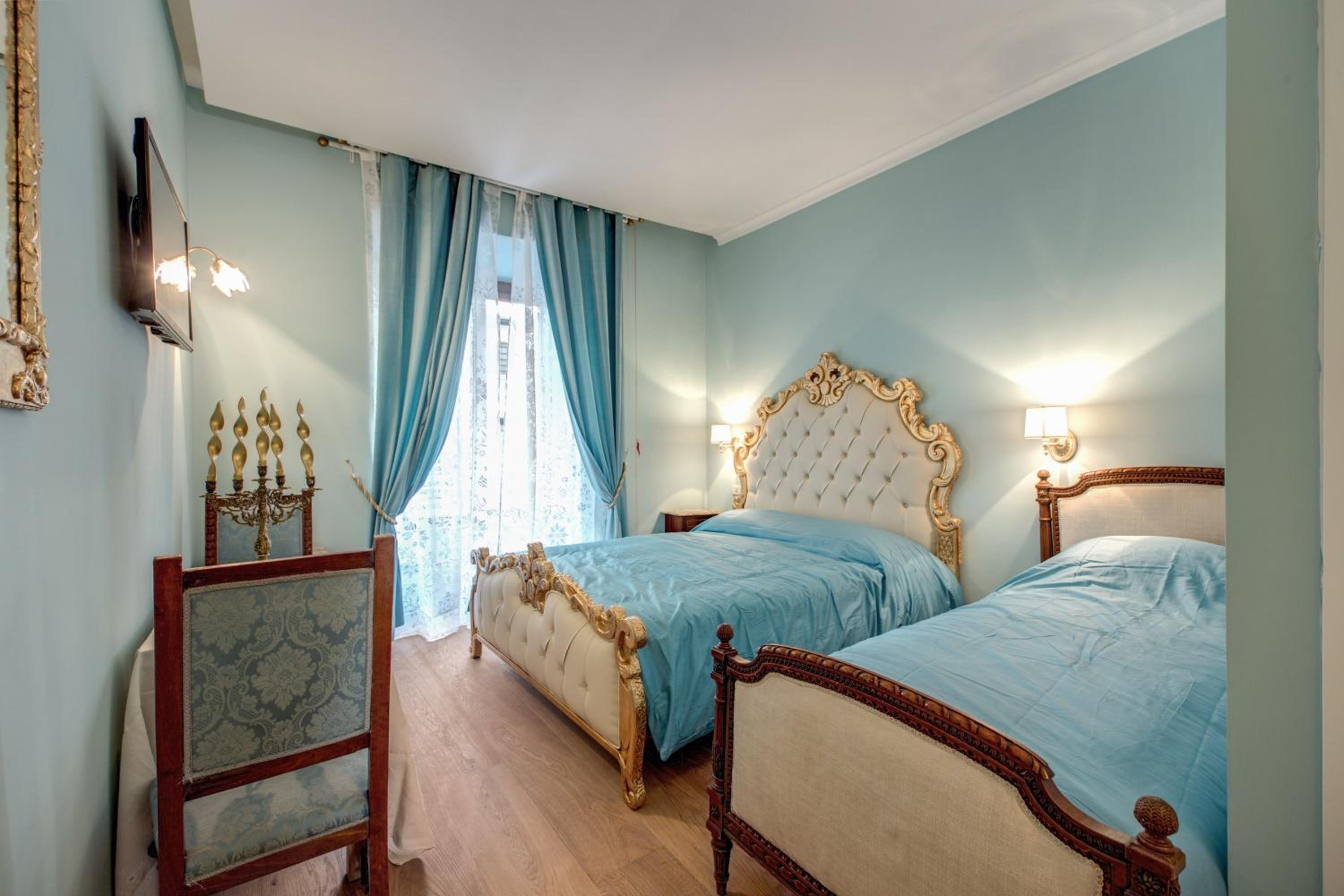 Quadruple Room photo 2
