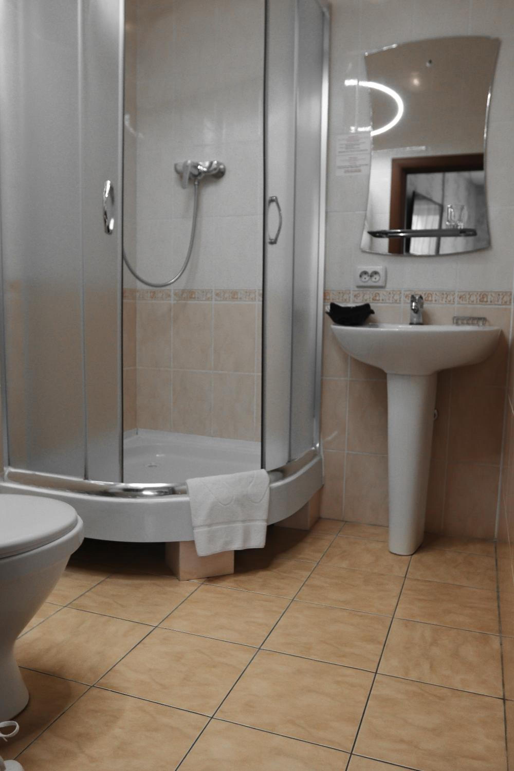 Standard Double or Twin Room photo 3