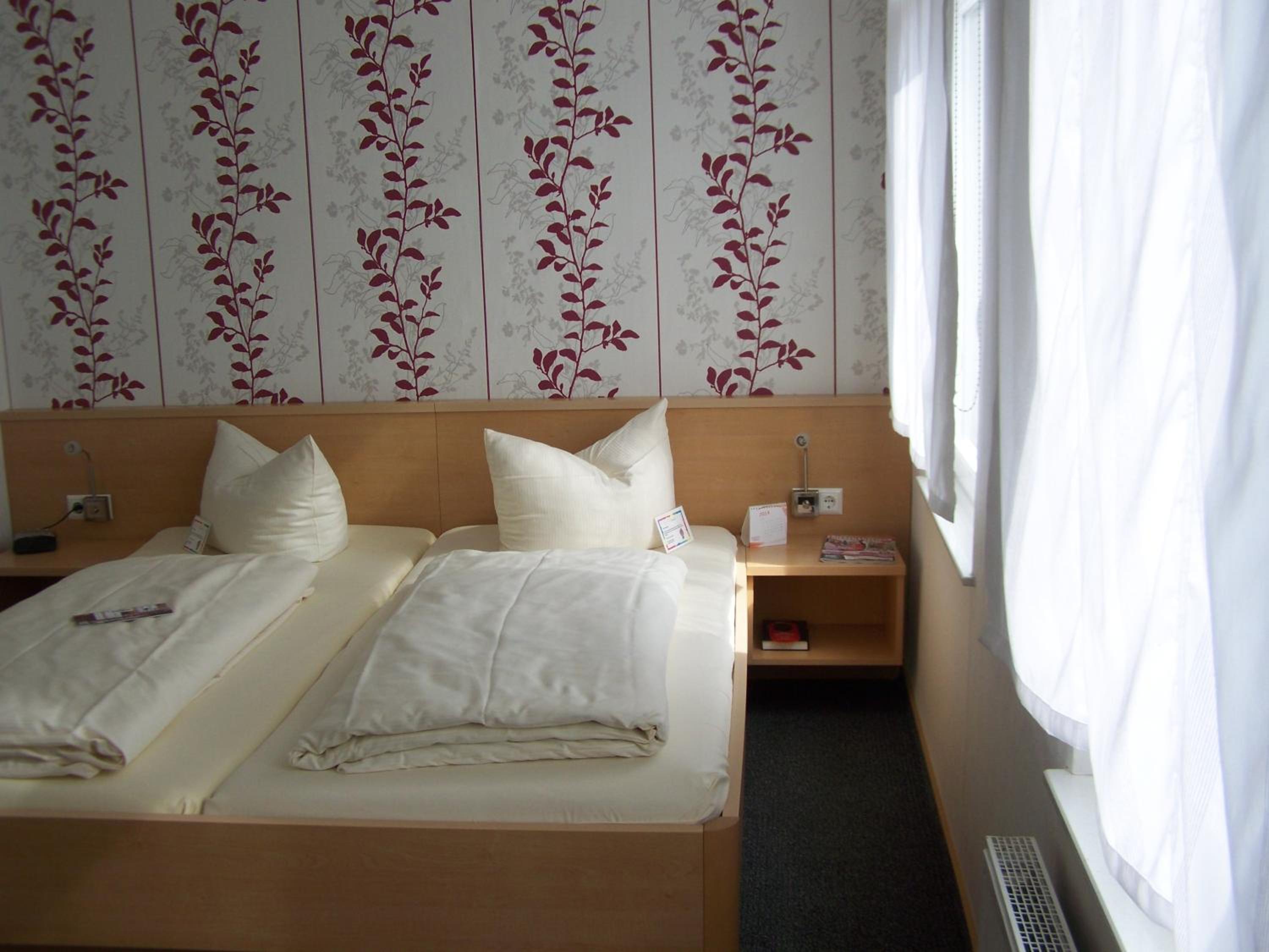 Double Room - Photo 21