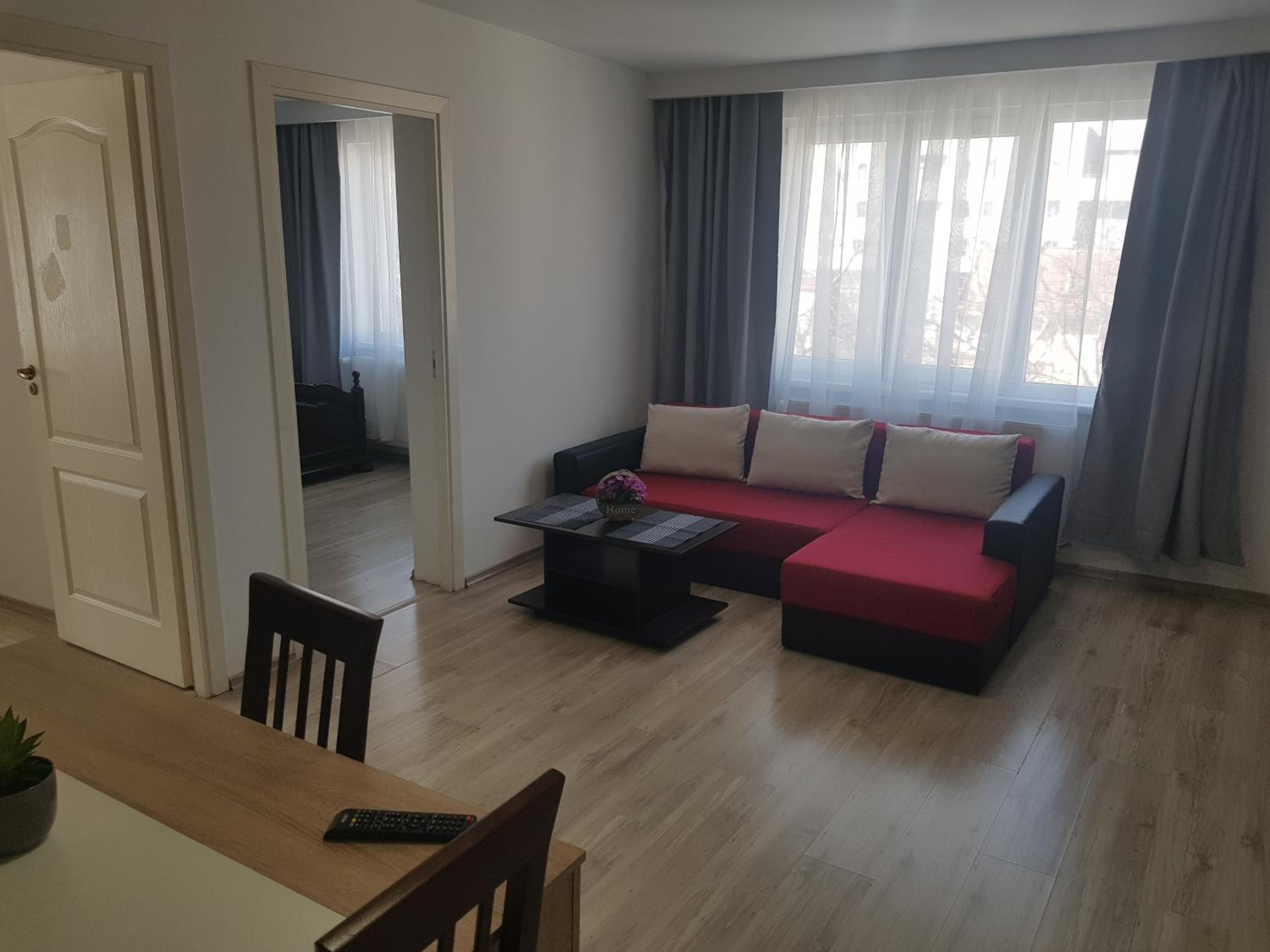 Two-Bedroom Apartment - Photo 2