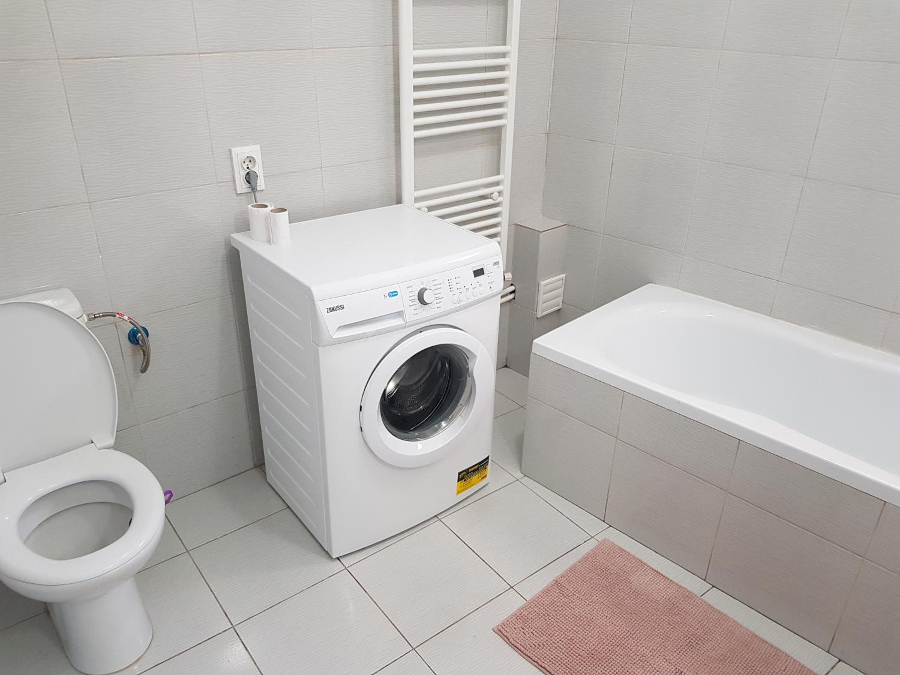 Two-Bedroom Apartment - Photo 3