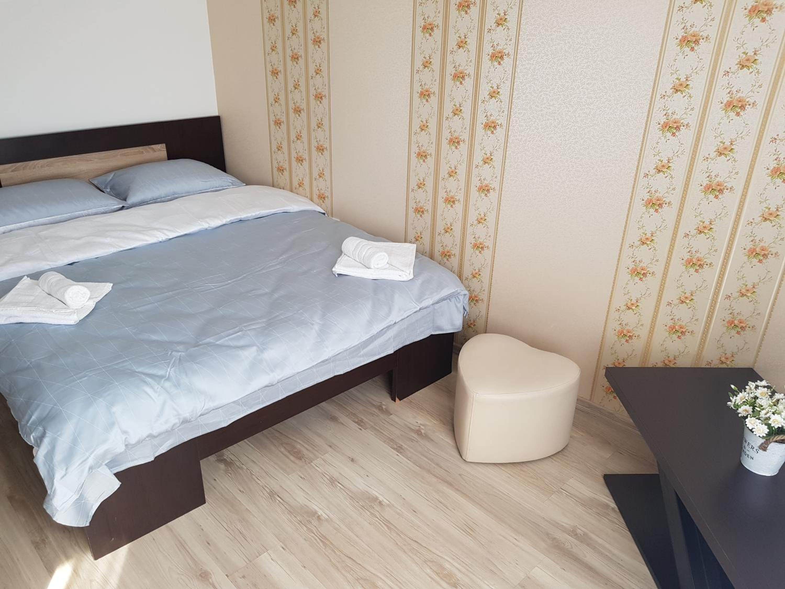 Two-Bedroom Apartment - Photo 9