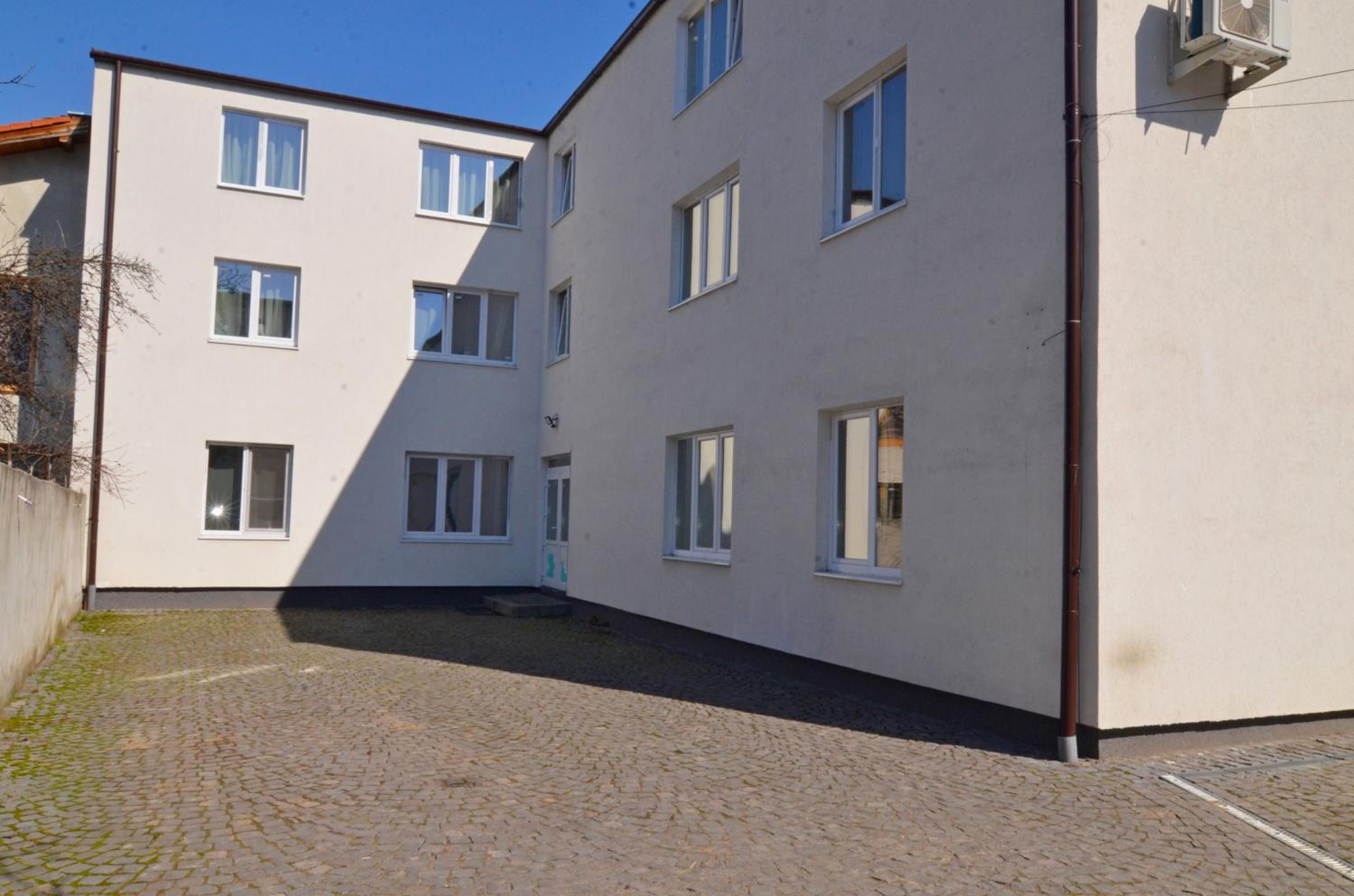 Two-Bedroom Apartment - Photo 11