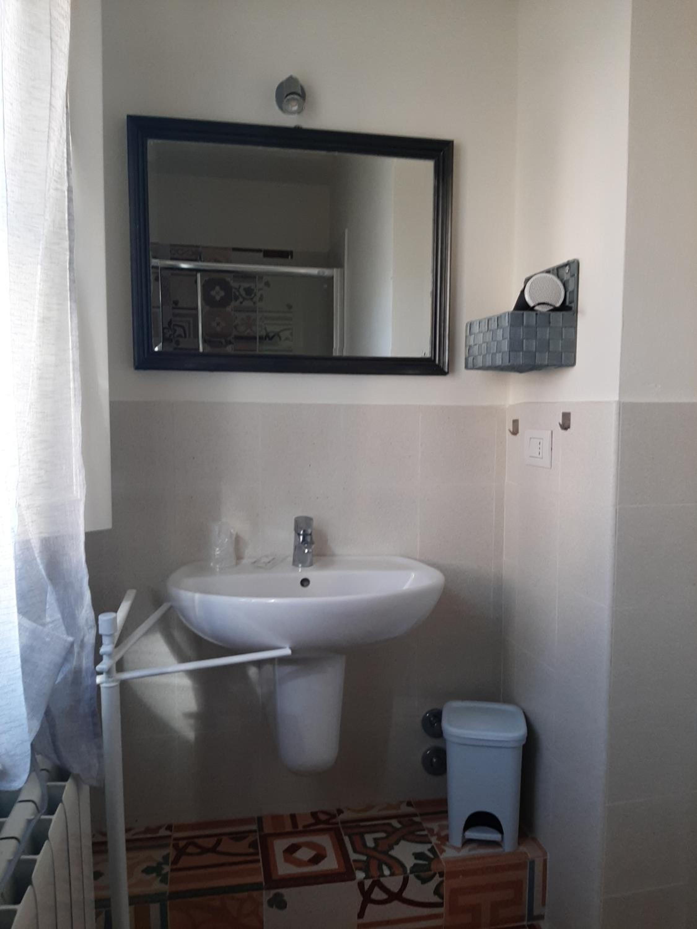 Double Room - Photo 26