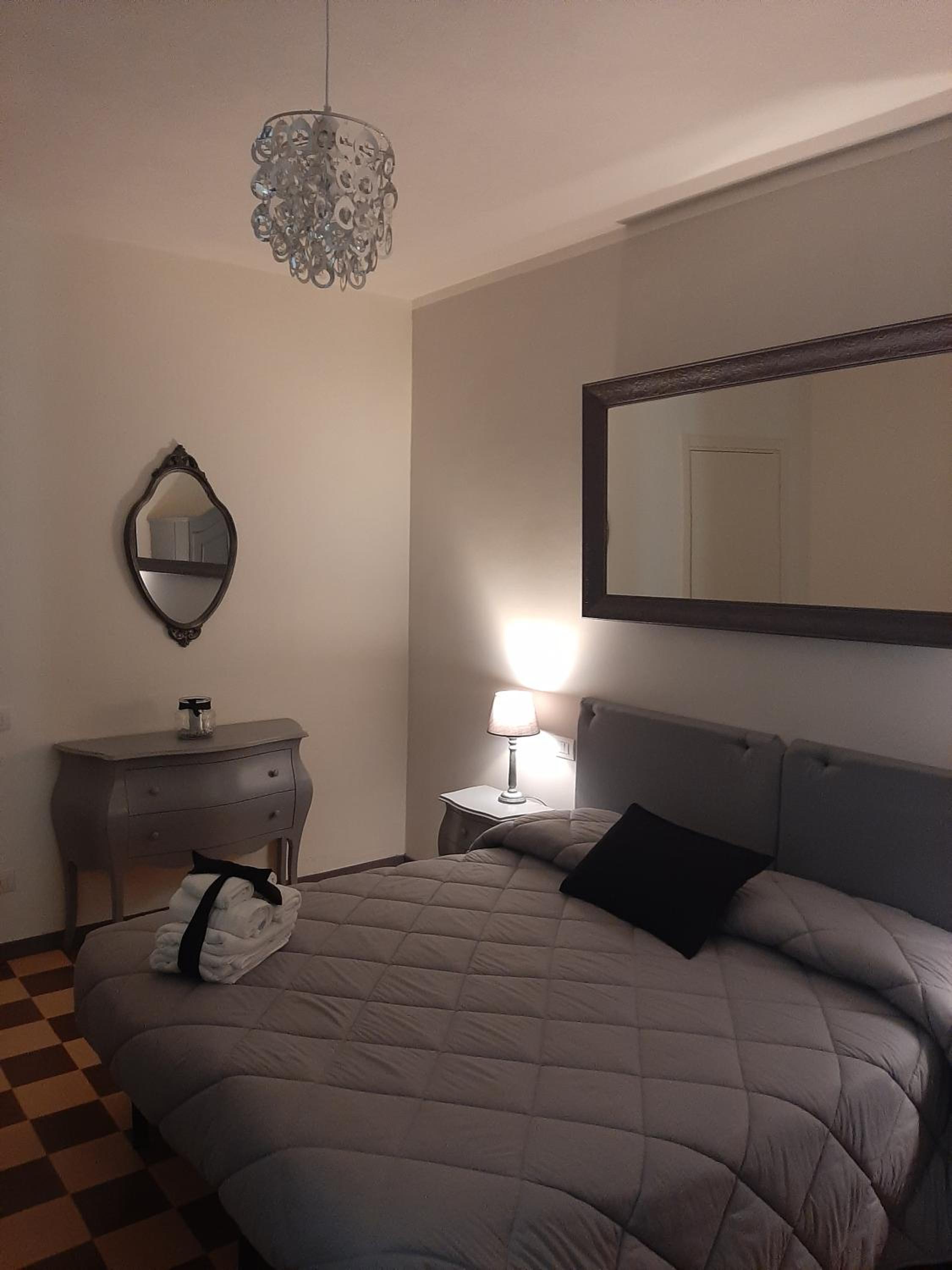 Double Room - Photo 36