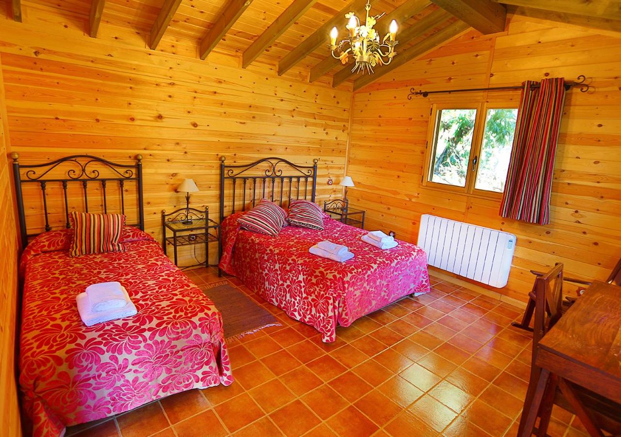 Habitación Cuádruple con Vista al Jardín