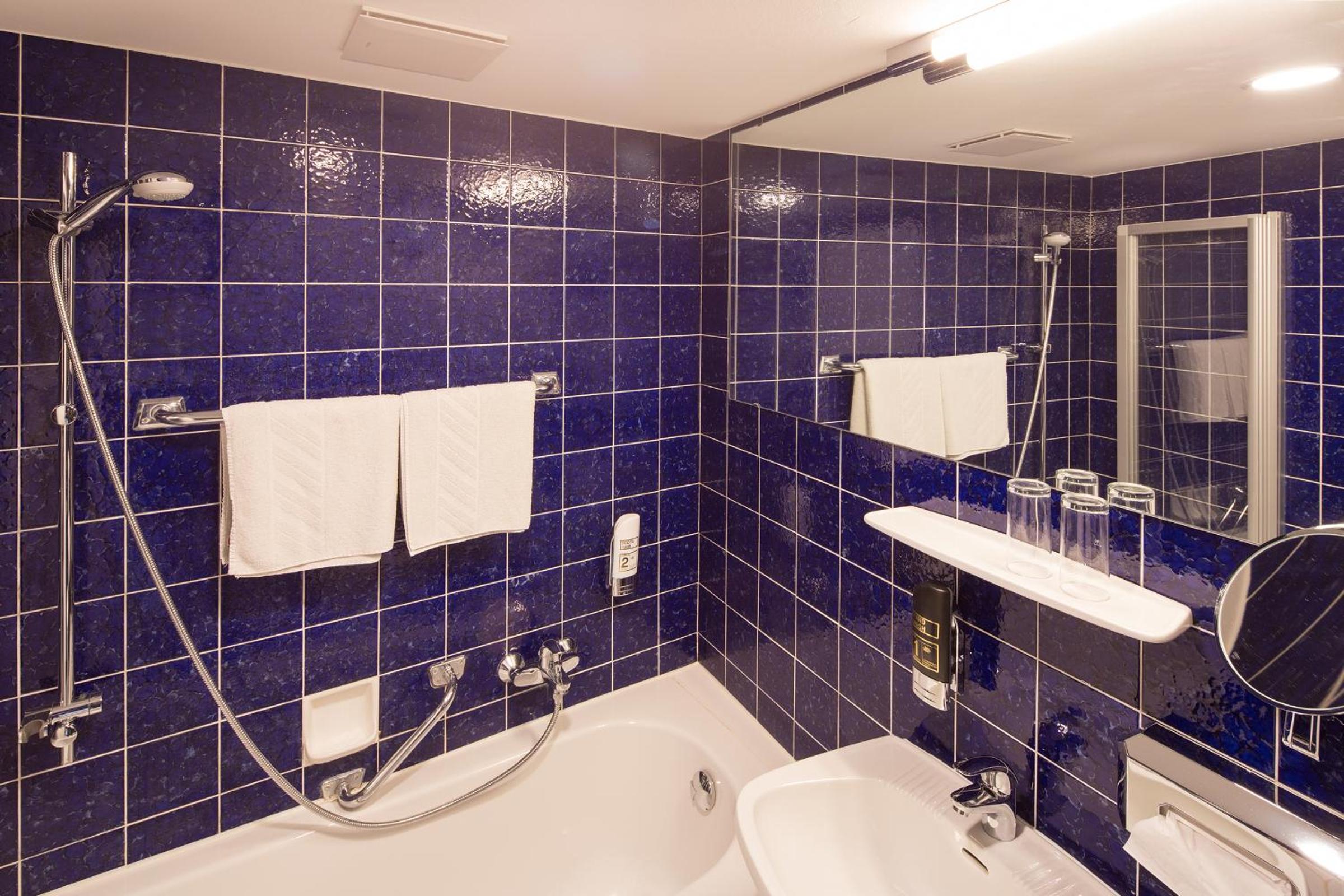 Superior Double or Twin Room with Balcony - Photo 3