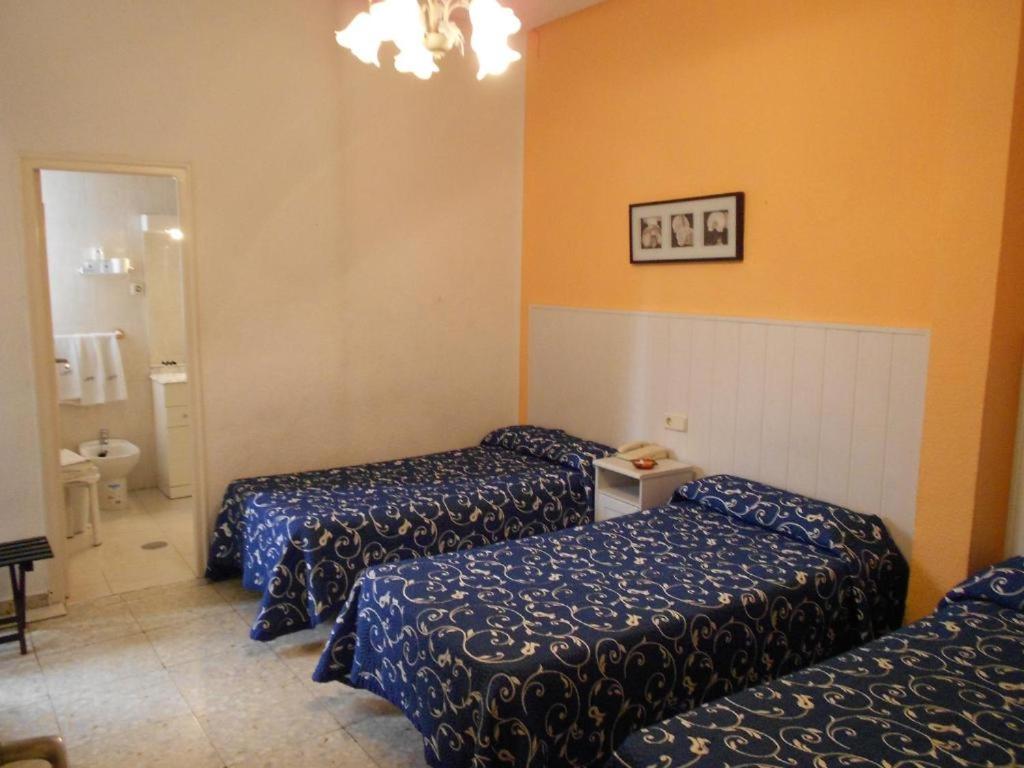 Triple Room photo 2