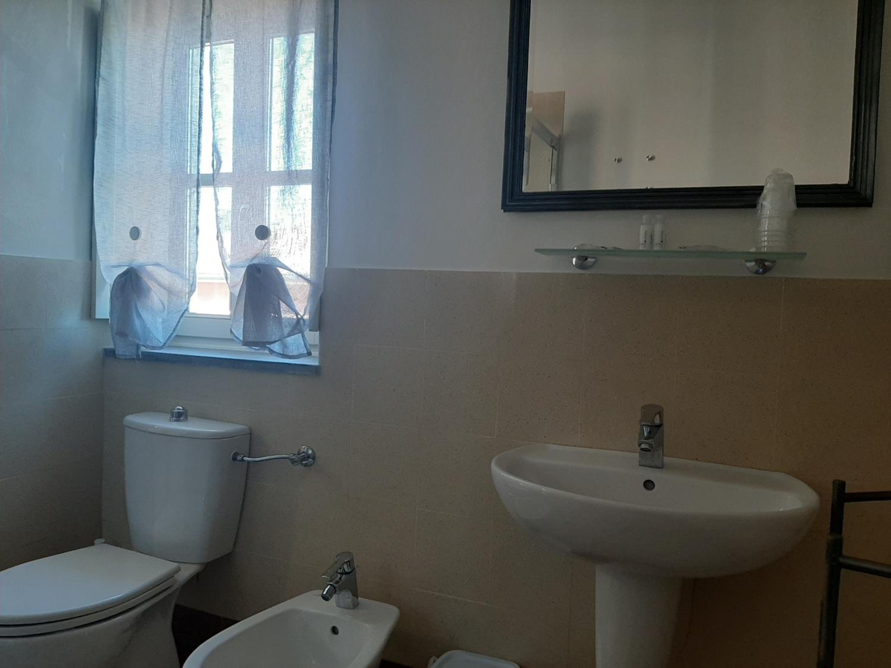 Triple Room - Photo 100
