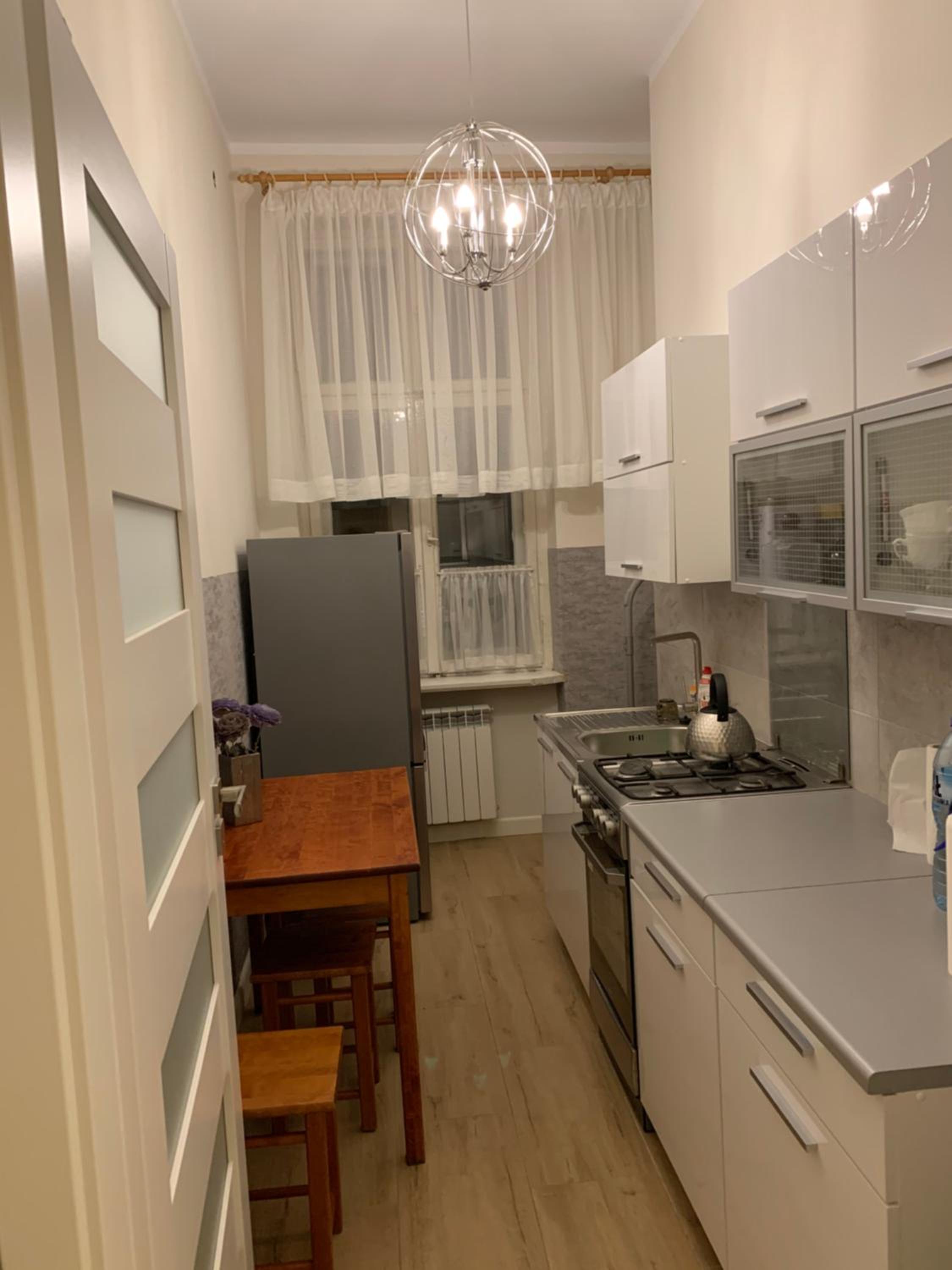 Three-Bedroom Apartment - Photo 9